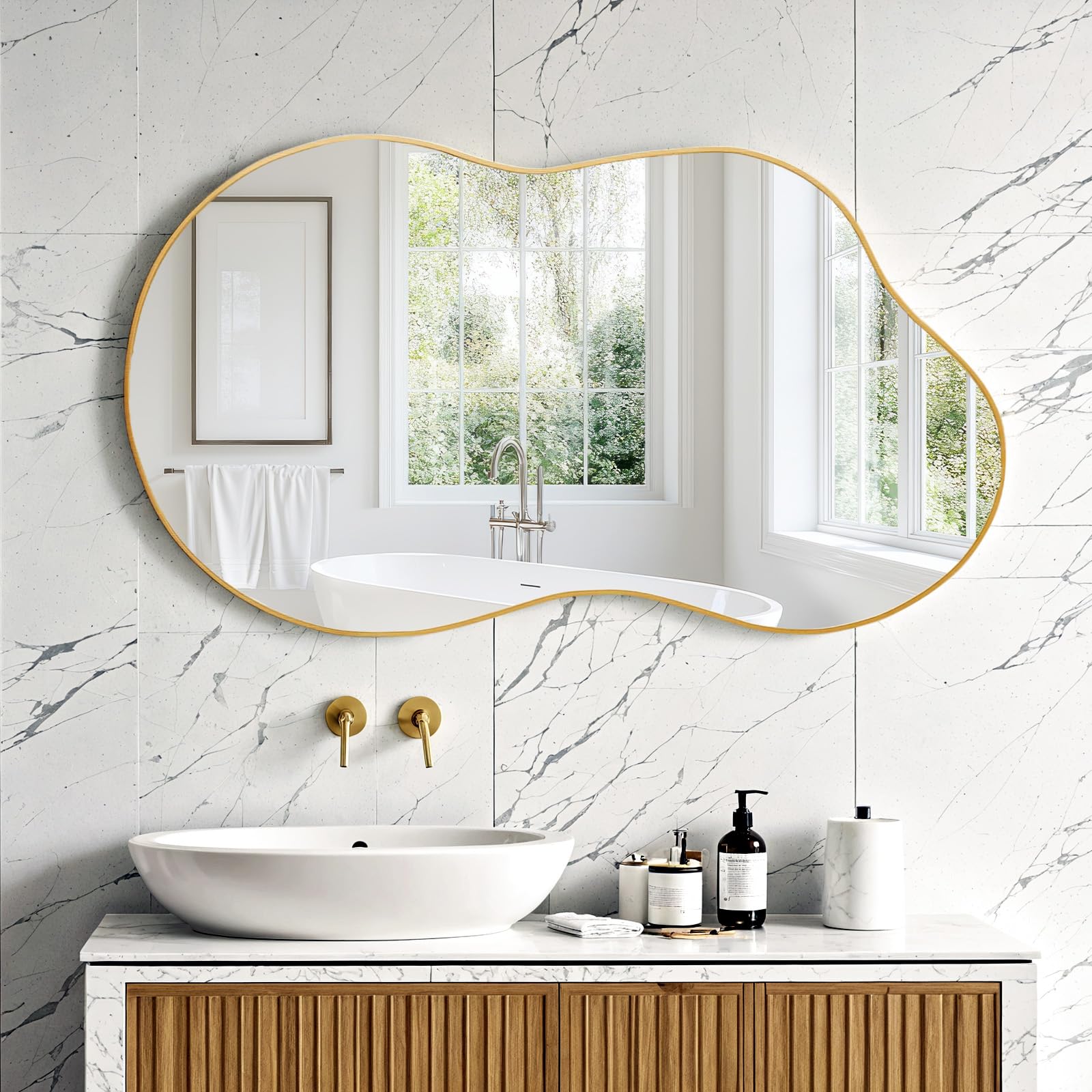Clevich Specchio asimmetrico 66 x 116 cm, Specchio da Parete Decorativo Con Cornice InAlluminio, sottile design moderno, per Soggiorno, Ingresso, Camera da Letto, Corridoio Specchio da Appendere
