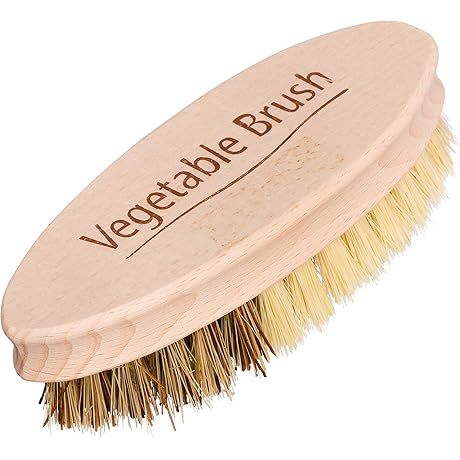 REDECKER Dual-Bristle Fruit and Vegetable Scrubber for Delicate and Tough Produce