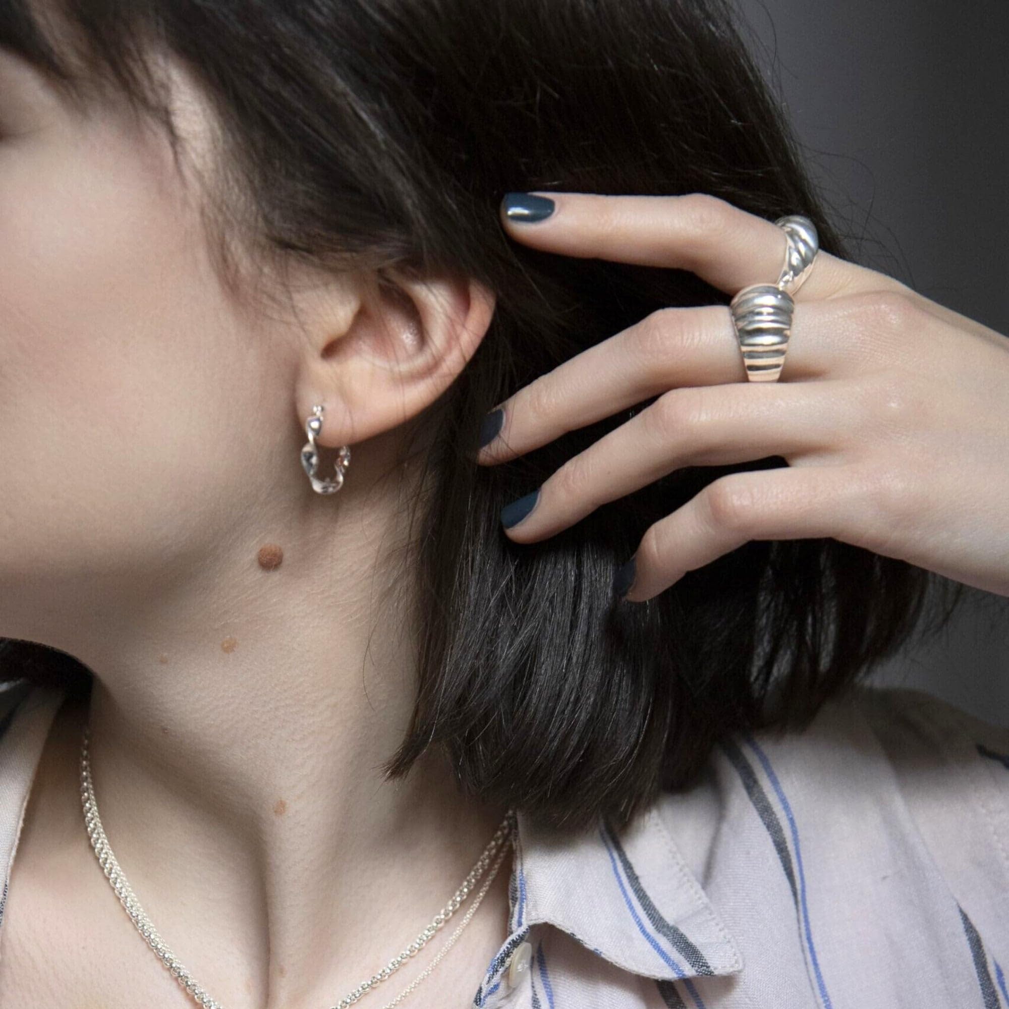 Silverly Sterlingsilberner, Klobiger Croissant-kuppelring | 925 Silber Klassische Ringe für Damen | Elegantes Rippenband-design | Elegante, Strukturierte Statement-ringe | Trendiger Damenschmuck