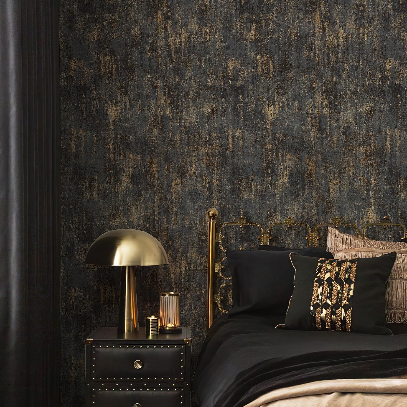 Simon&Siff Black and Gold Textured Wallpaper Distressed Industrial Metallic Wallpaper 17.3in x 19.68ft Non Woven Wall Paper for Bedroom Livingroom 3D Embossed Traditional Wall Paper Non-Pasted