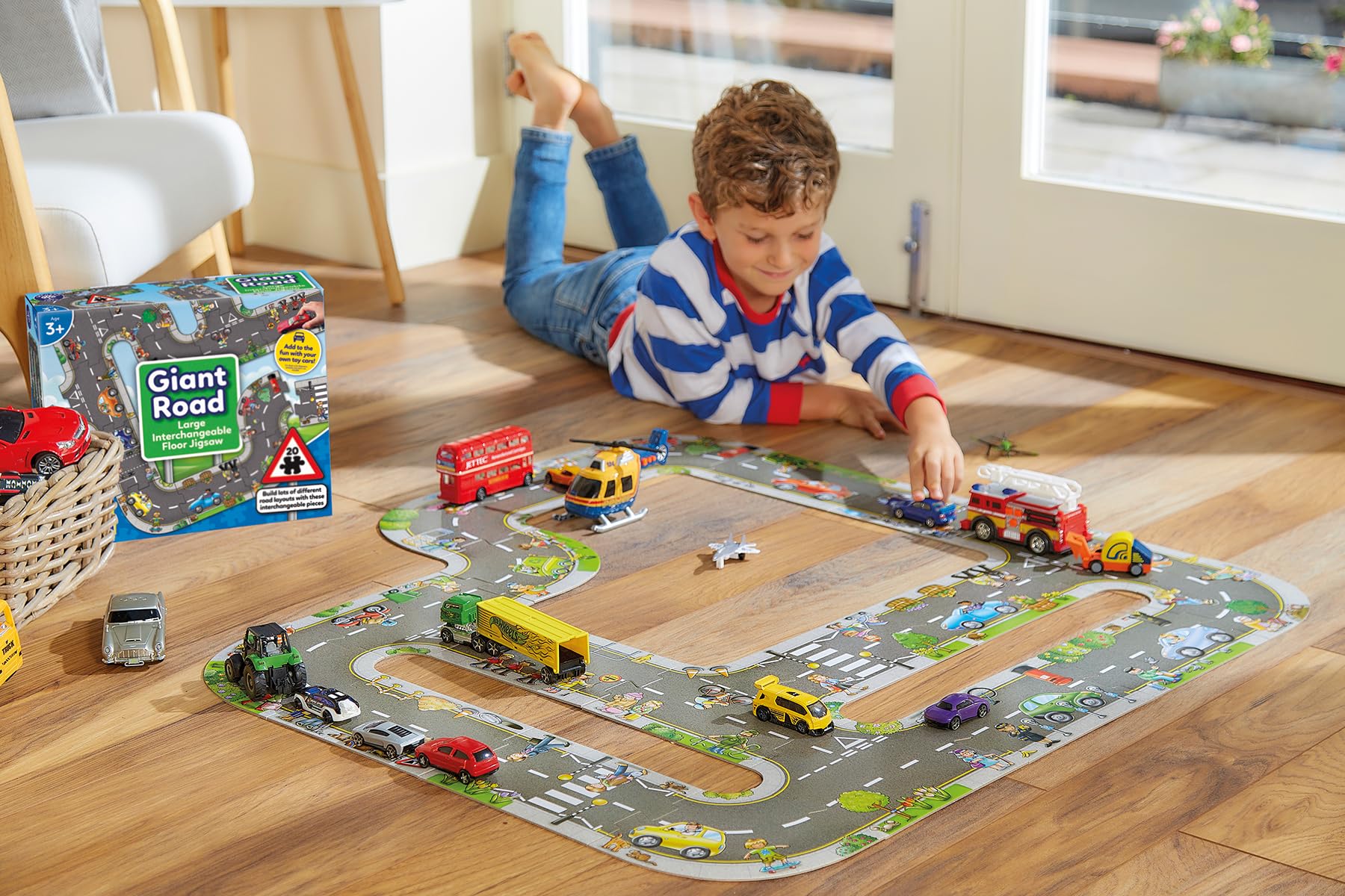 Orchard Toys Giant Road Jigsaw Puzzle, Car Track on a Large Floor Puzzle, Car Play Mat, Make Your Own Road Tape for Toy Cars, City, Construction, Educational Toys for Kids and Toddlers Age 3+