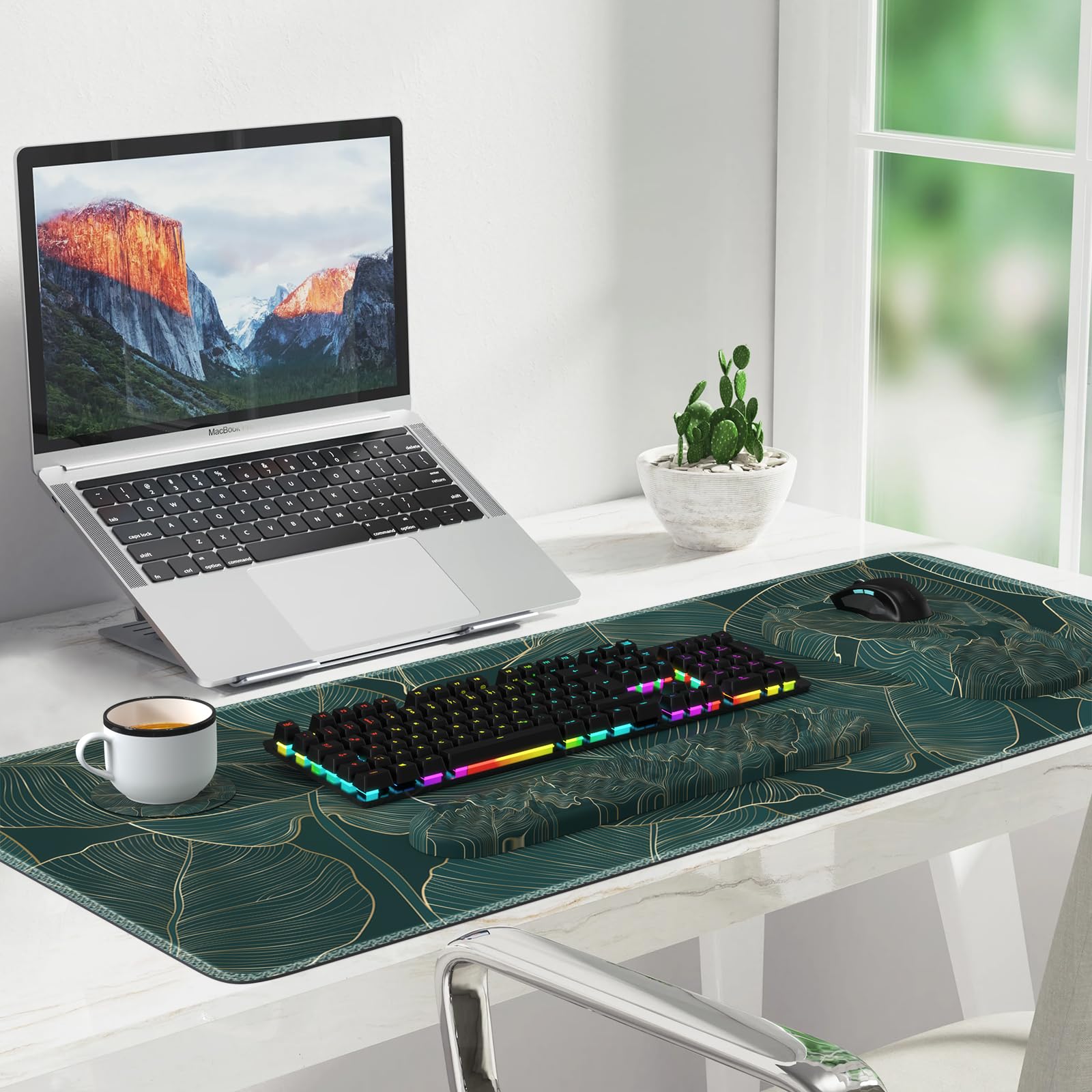 Sous-main 4 en 1 pour clavier et souris, tapis de souris ergonomique vert avec repose-poignet en mousse à mémoire de forme, grand sous-main, support de poignet doux pour clavier (feuilles de