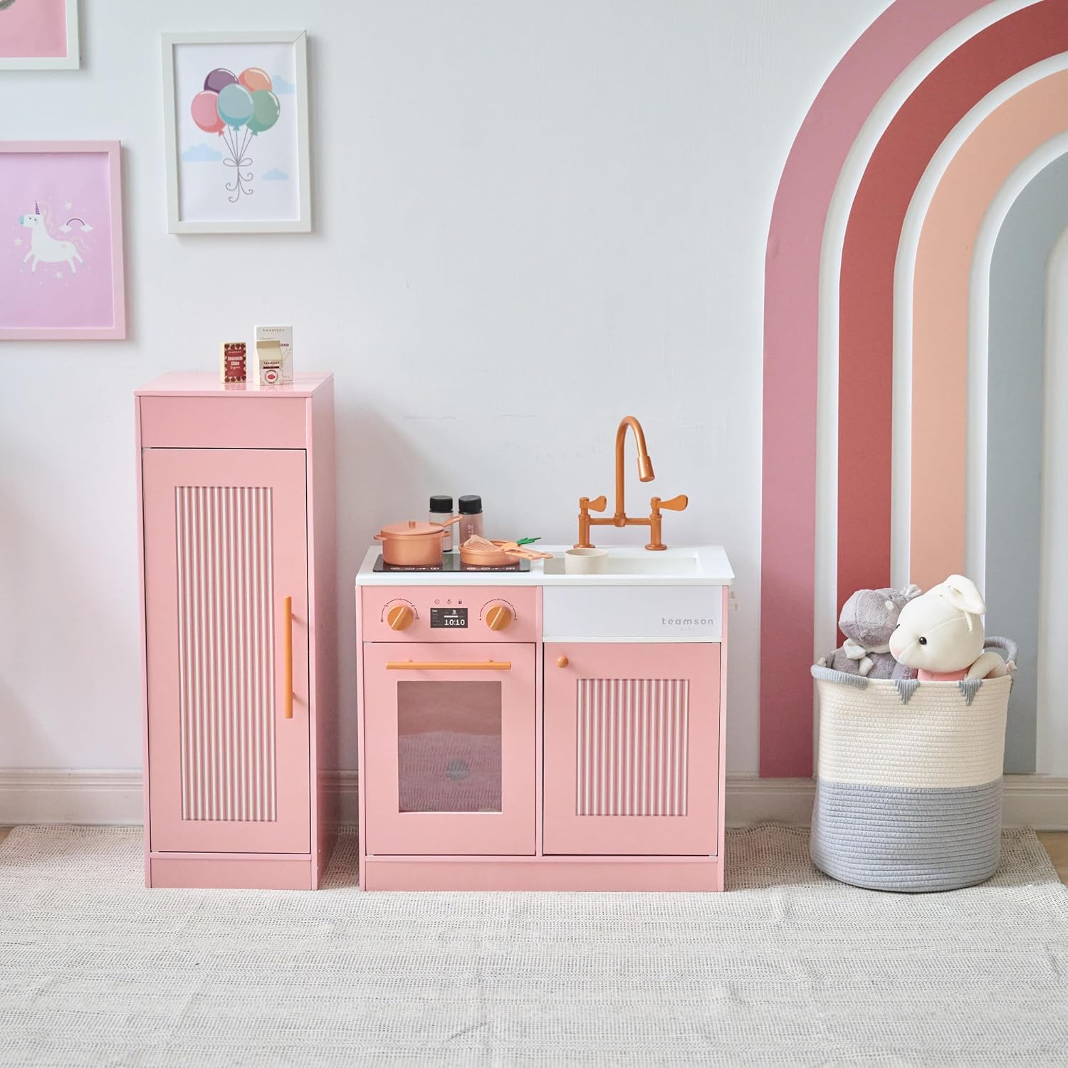 Teamson Kids Little Chef Chester Sleek Design Play Kitchen with Large 12 Pcs Food Accessories, Pretend Play Kitchen Set with Large Fridge & Oven for Kids 3+ Years Old, Peach