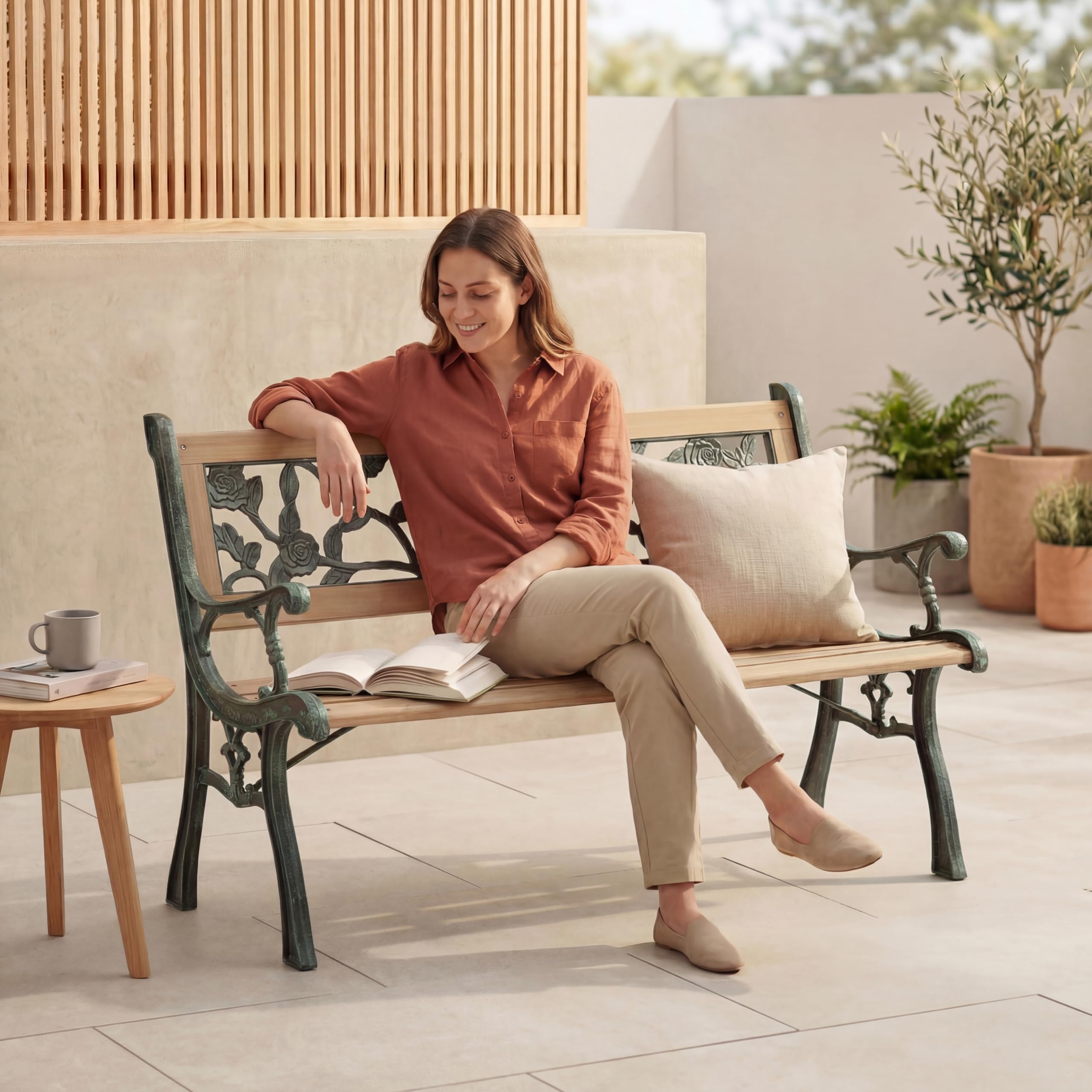 Garden Vida Panchina da Giardino, Rose Style Design Outdoor Furniture Seating Doghe in Legno Gambe in Ghisa Parco Patio a 3 Posti