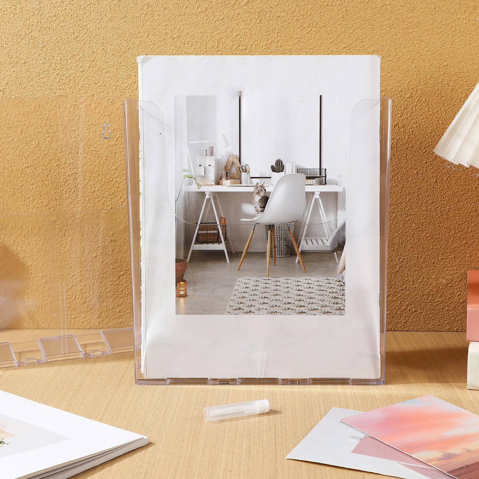 Levemolo Acryl Wandprospekthalter A4, 4er Set transparente Wandhalter für Flyer und Broschüren, mit Schrauben und Klebepads, für Büro und Empfang