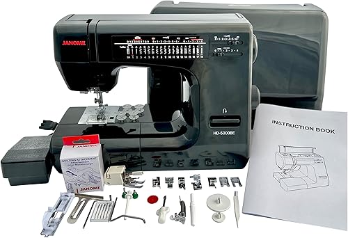 Janome HD-5000 Black Edition - Máquina de coser resistente con cuerpo de aluminio, 18 puntadas, brazo libre y enhebrador de agujas integrado