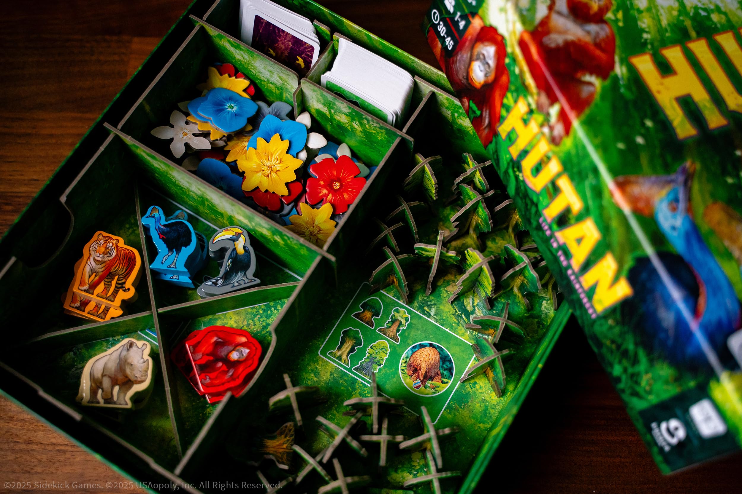 USAopoly HUTAN: Life in The Rainforest - Tile Placement Board Game - for Families & Friends - 1–4 Players | 30–45 Min | Age 8+ - English