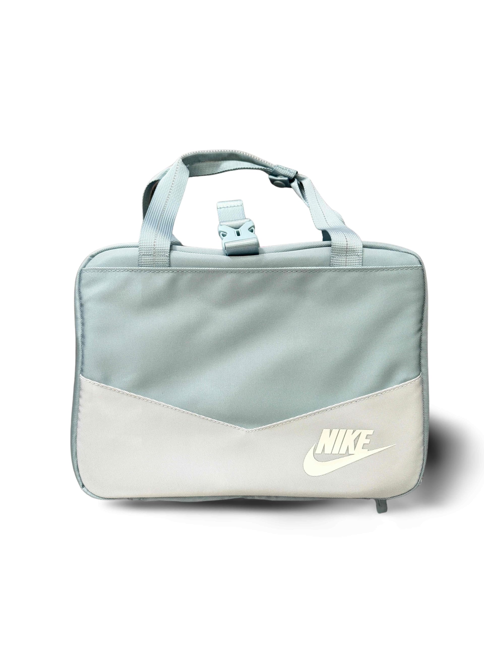 travis scott jordan 6 tee