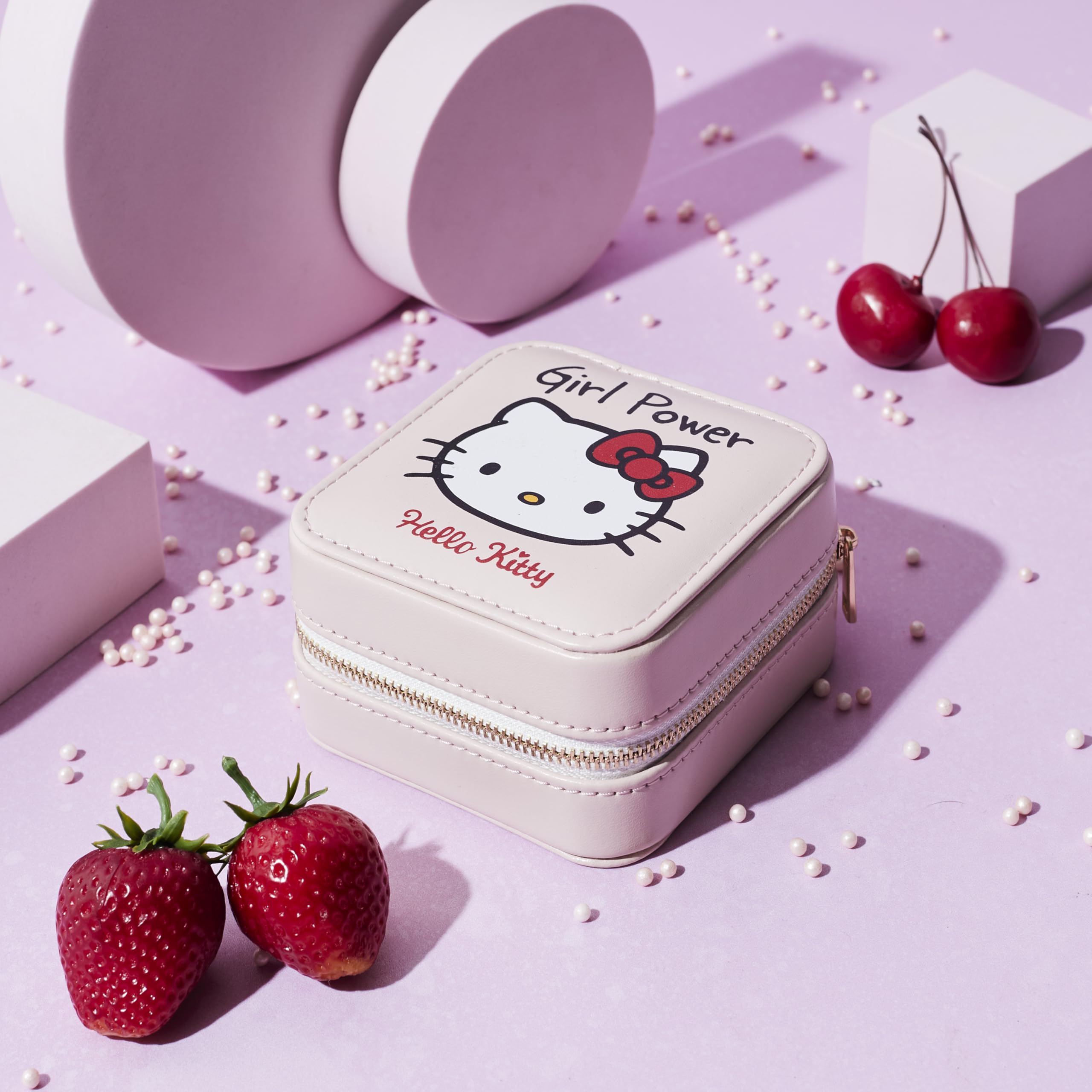La Chaise Longue HELLO KITTY - Coffret à Bijoux Hello Kitty - Polyuréthane, Polyester et Fer - Design Adorable et Fonctionnel, Rangement Pratique - Taille 10.4 x 5.7 x 10.4 cm - Couleur Rose