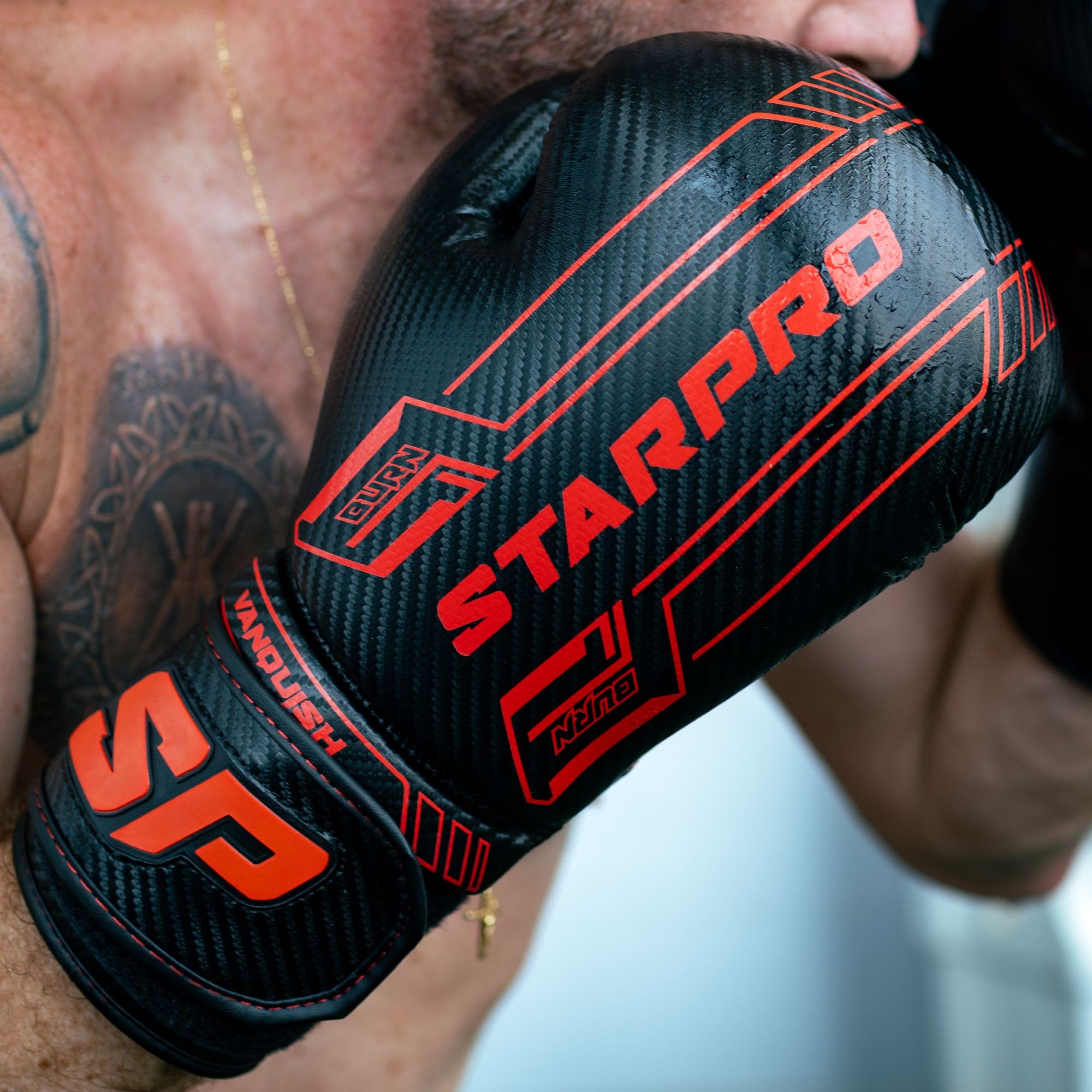 Starpro Boxhandschuhe – Trainingshandschuhe mit Handgelenkstütze – Kickboxen Muay Thai – Männer & Frauen – 10oz, 12 oz, 14 oz, 16 oz