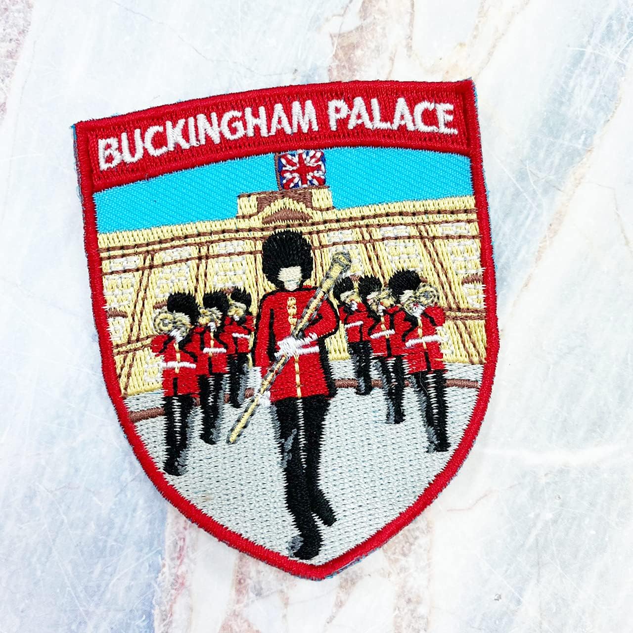 A-ONE - Buckingham Palace Patch Embroidery Honor Guard Needle Patch Guard of Honour, UK England Country Flag Pin Pinbadges for Caps Bag Clothing NO.174P