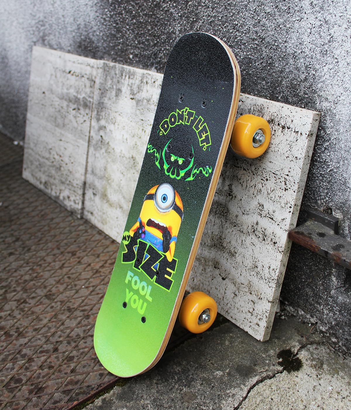 Joy Toy - Minions 3 (2026) Mini Skateboard en Bois - 43 x 12 x 8 cm