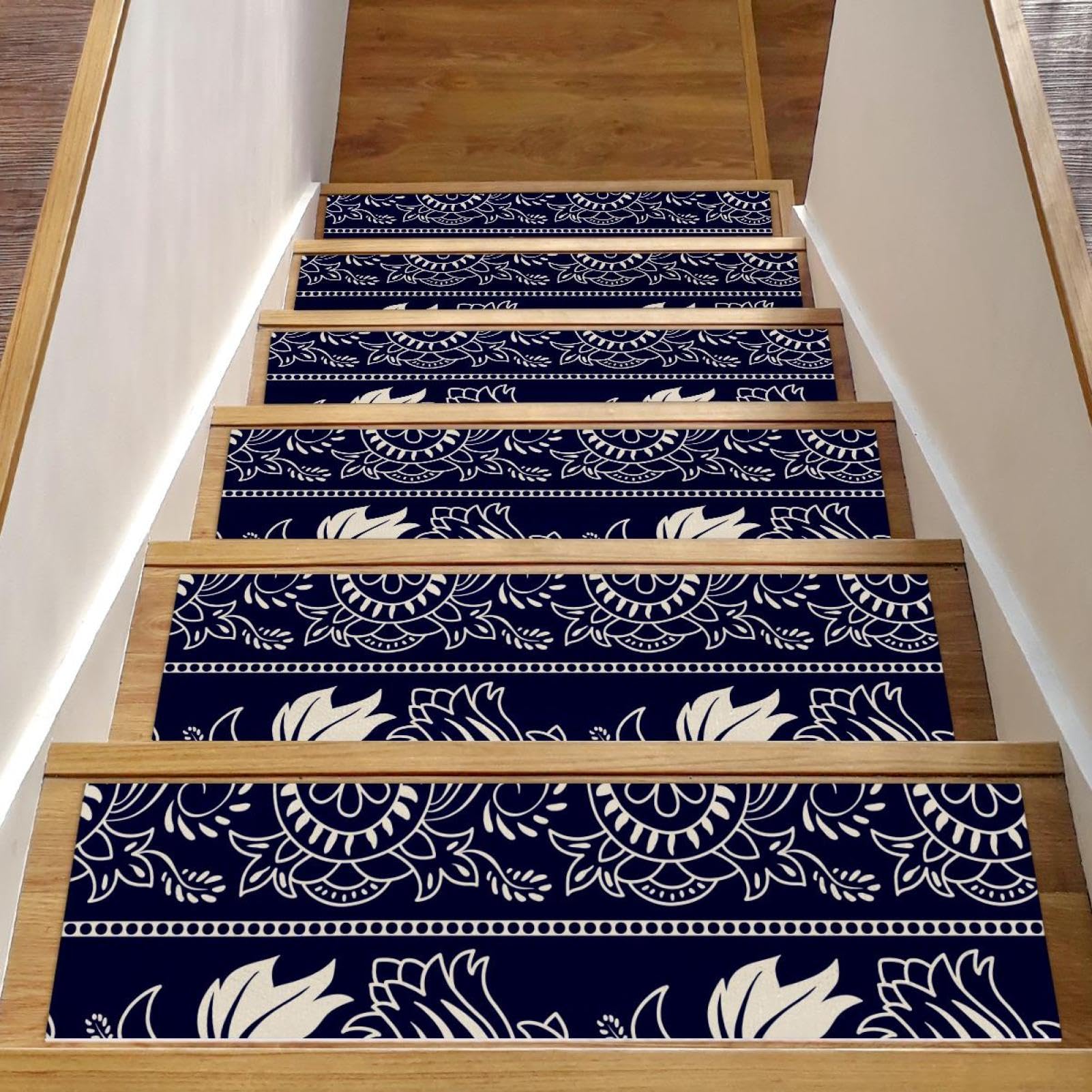 Tapis d'escalier antidérapants pour éviter les glissades sur les marches en bois