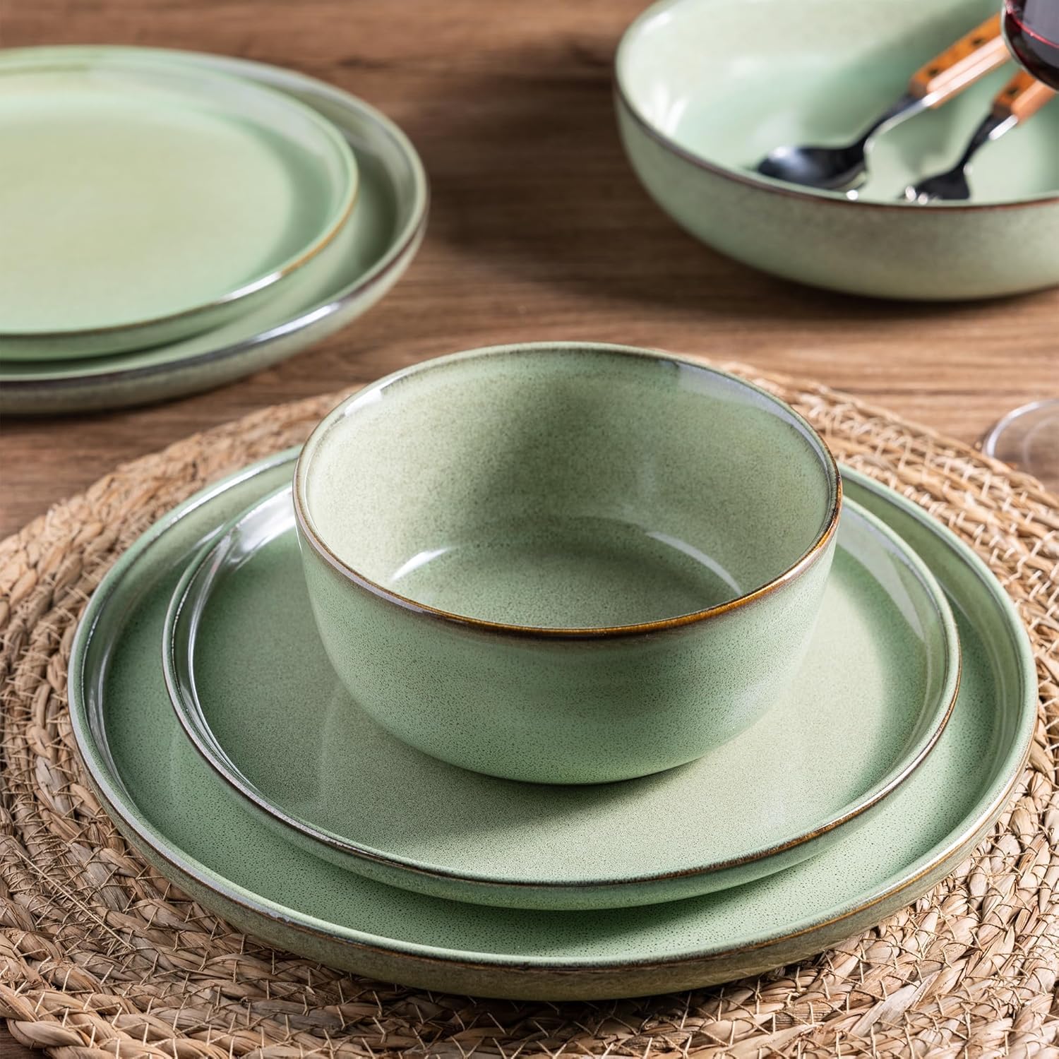 GBhome GDW067GN-EU - Vajilla para 4 personas, 12 piezas, esmaltado de loza, apto para microondas y lavavajillas, color verde pastel