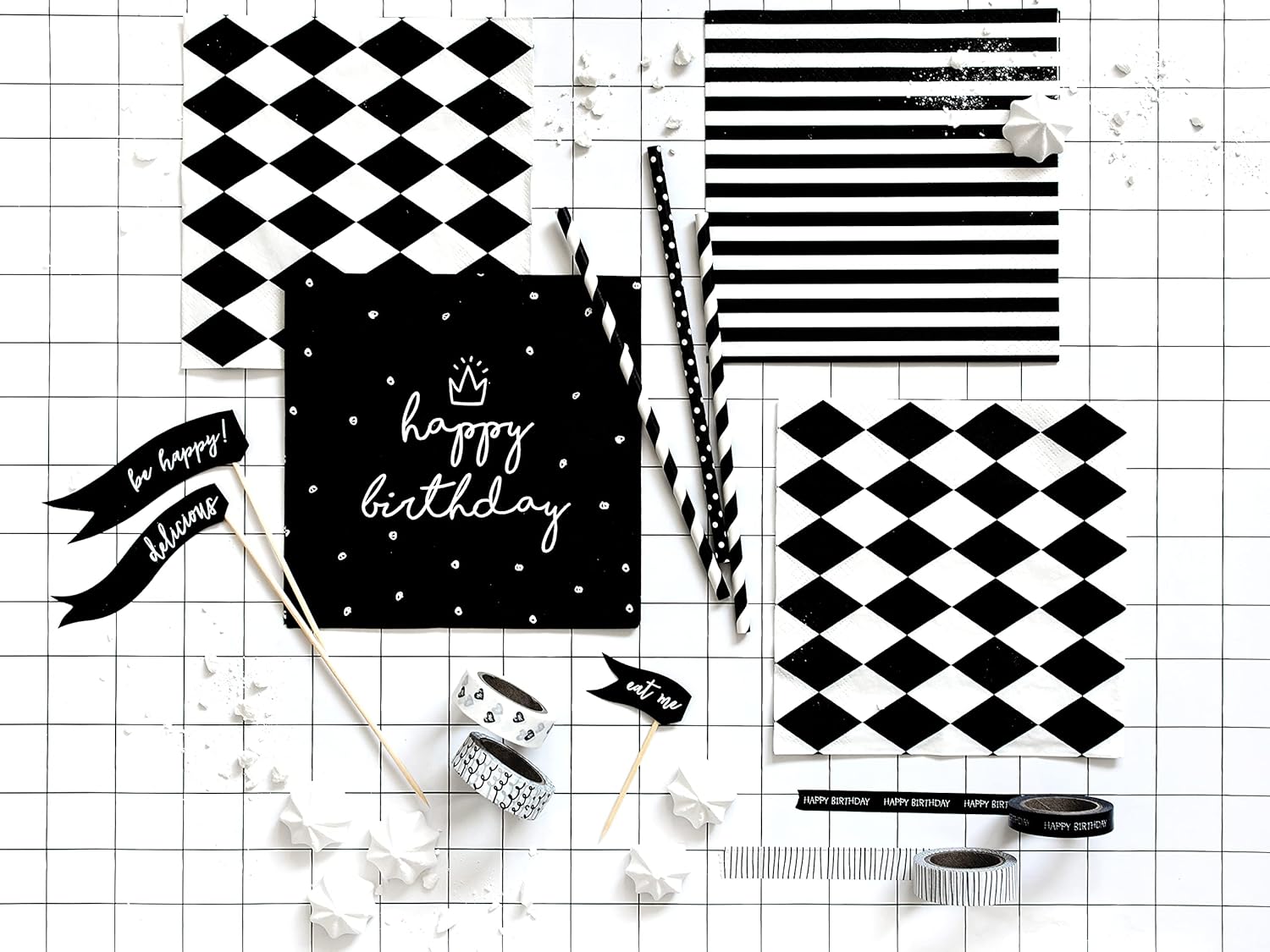 PartyDeco Three Layer Stripe Napkins Black and White - Decorative Napkins for New Year's Eve Birthday Party - Hanky Panky - Printed Paper Towels Table Decorations