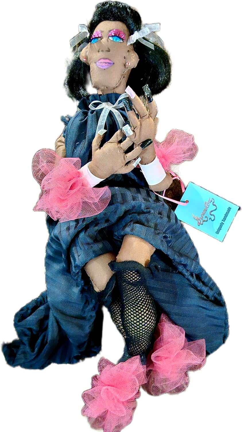 OOAK Handcrafted Collectible Artist Fashion Style Doll Created by Gwandine Studio, approximately18 in / 45.72 cm Hand-Painted Collectible Display Doll for Ages 18+ image 3