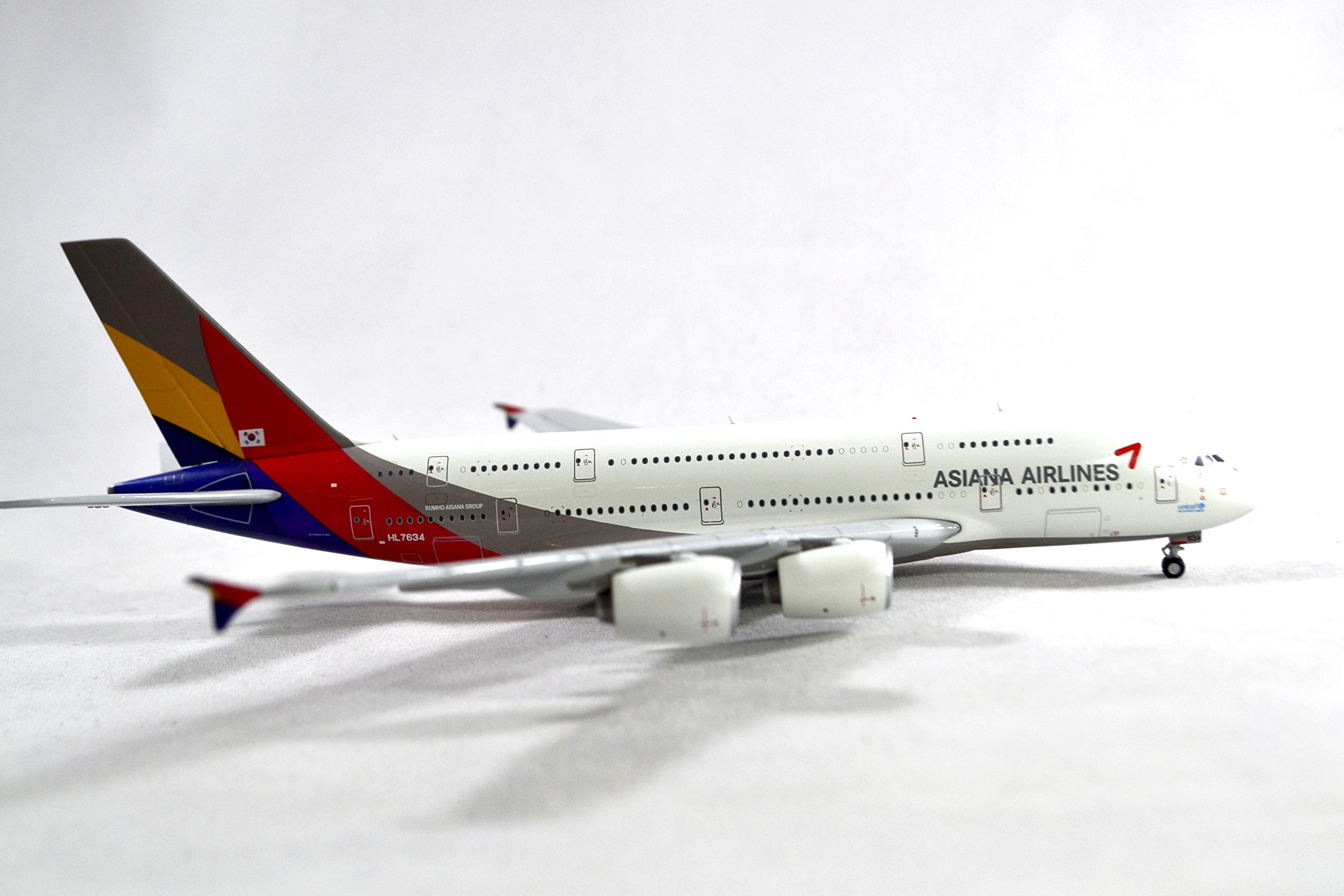 Amazon.co.jp: Gemini Jets 1/400 A380-800 アシアナ航空 HL7634