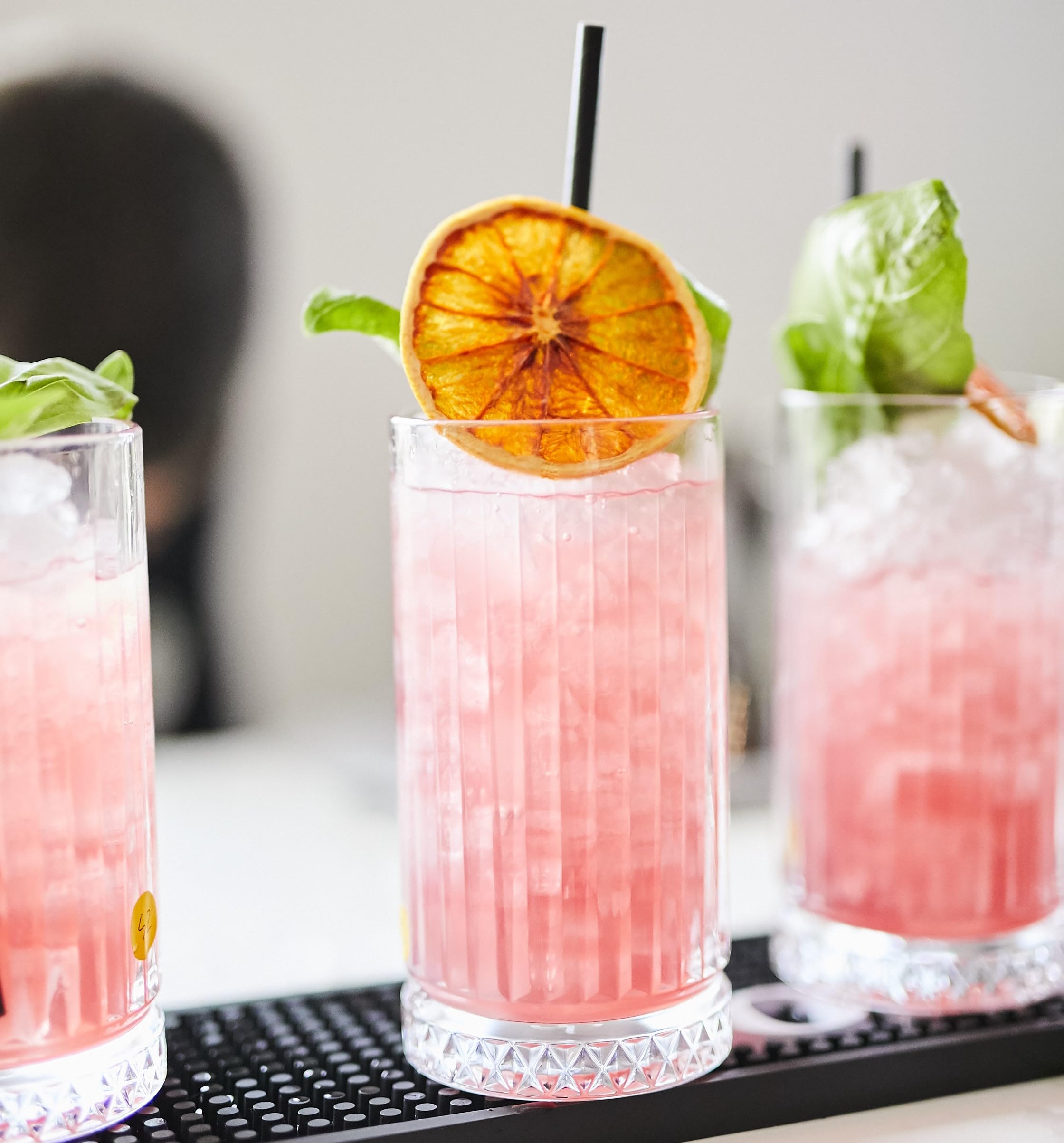 MONIN - Coffret MONIN Pour Cocktails Saveurs Coco/Fleur de Sureau/Mojito/Pamplemousse Rose/Passion - Pour Cocktail Avec ou Sans Alcool - Arômes Naturels - Bouteille en Verre - 5 x 5 cl