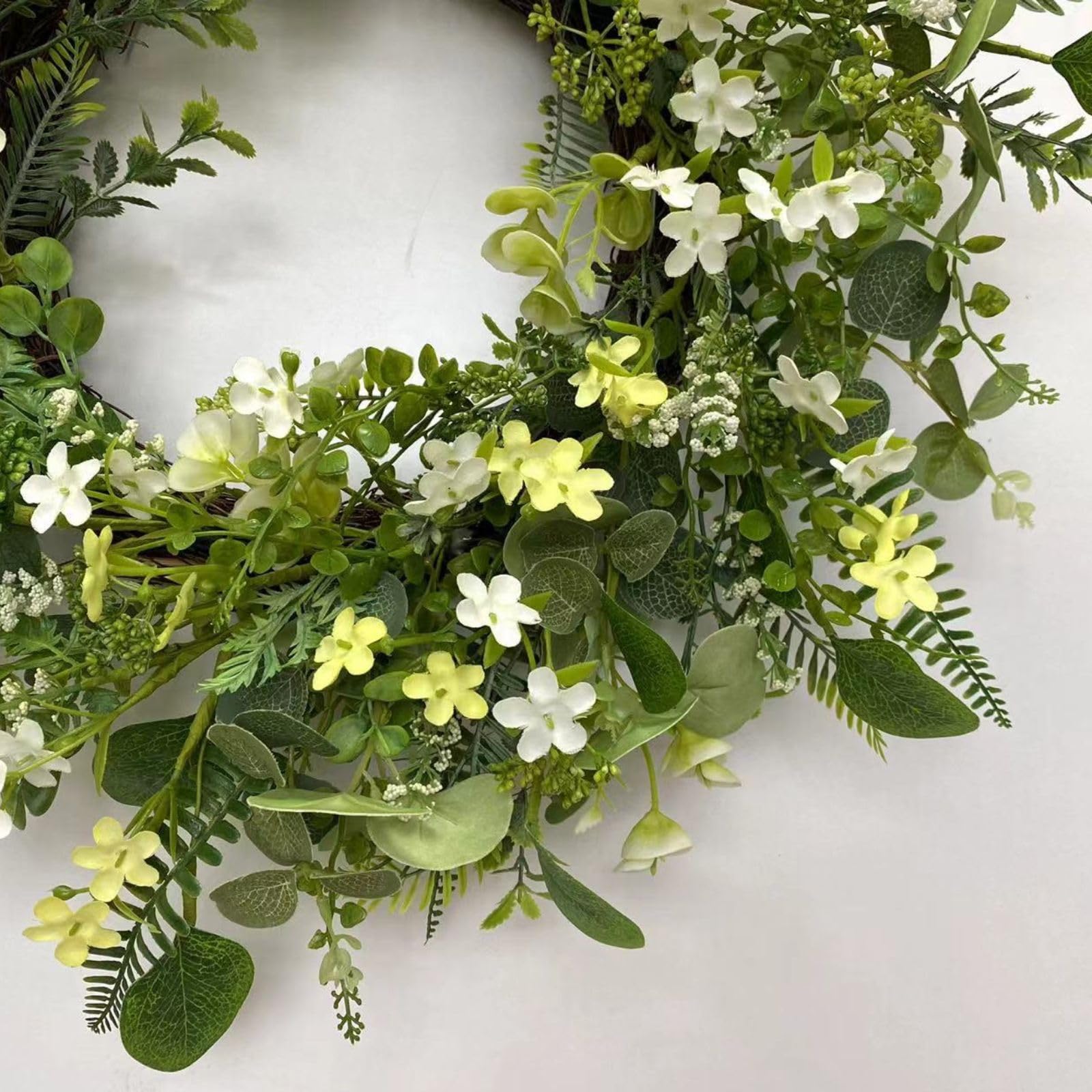 Jobflower 22 Inch White Artificial Daisy Flower Spring Wreath with Eucalyptus Green Leaves Wreath Farmhouse Wreath for Front Door Wall Home Party