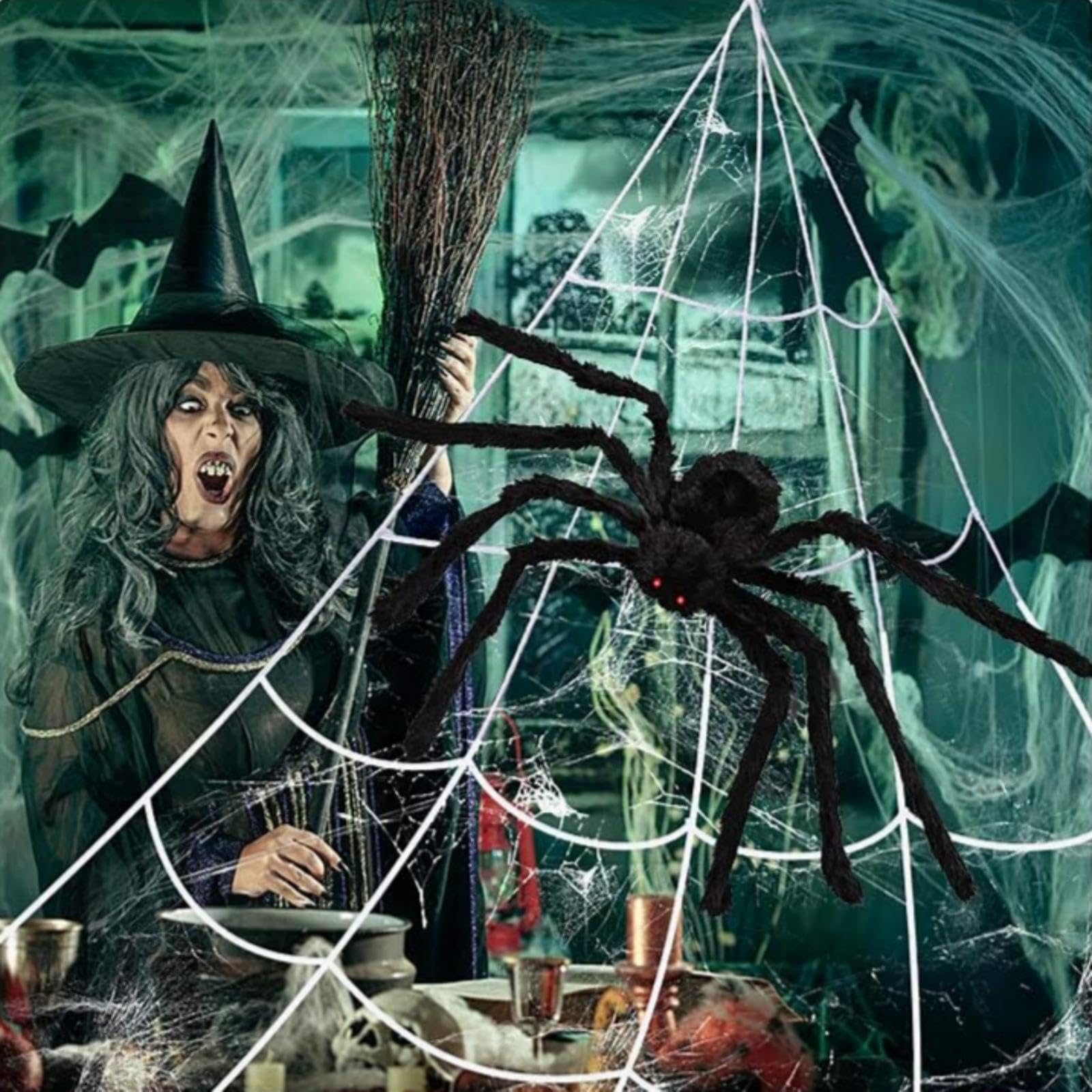 Dekoracje na Halloween, pajęczyna, gigantyczna trójkątna pajęczyna i straszne rekwizyty pająka na Halloween, do wewnątrz, na zewnątrz, werandę, podwórko, straszny nawiedzony dom, impreza halloweenowa
