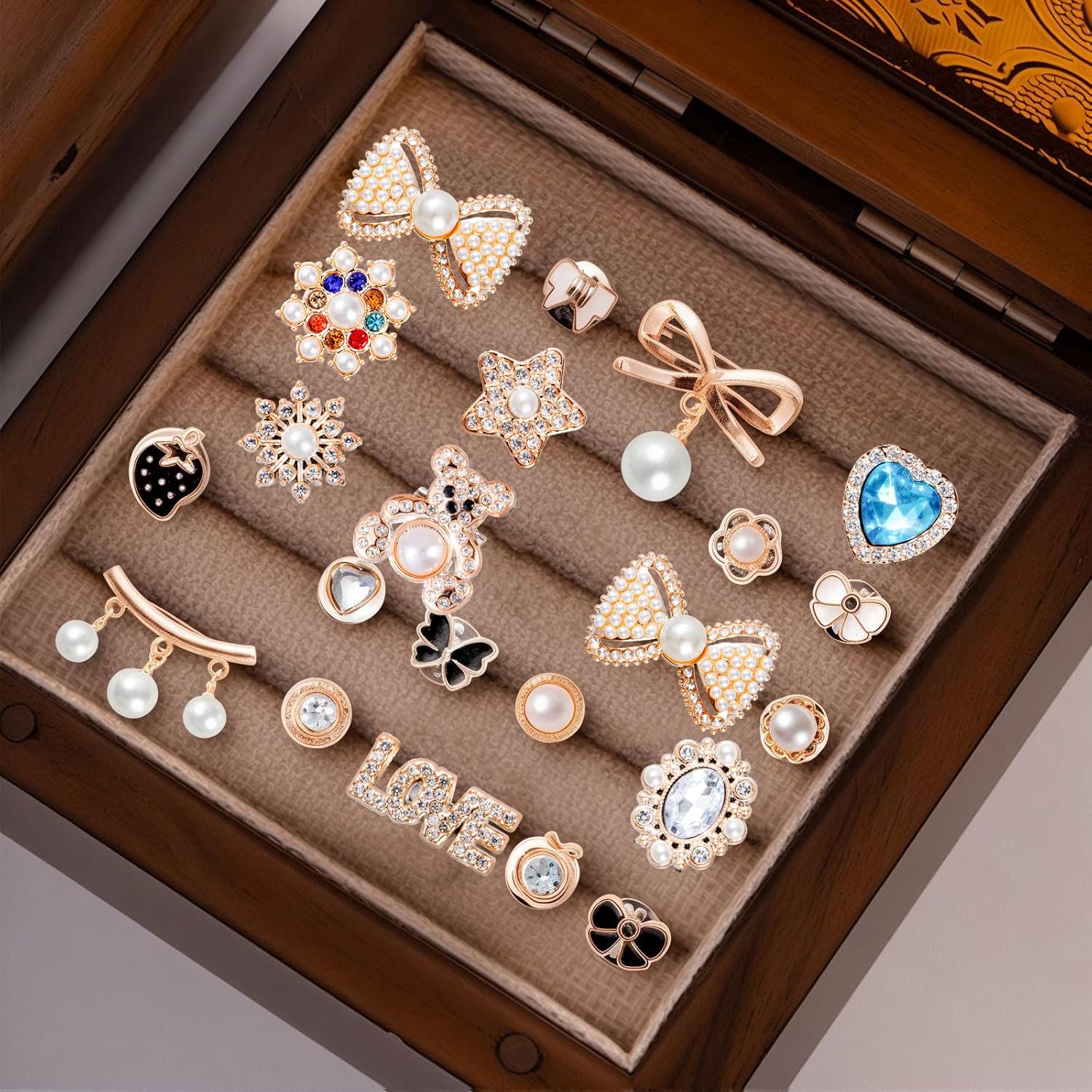 65Pcs junk socks charms kit Safety Pin Brooch Shoe Charms for Sneakers Brooches and Pins for Women Pearl Rhinestone Brooch hat Pins Buttons thumbnail