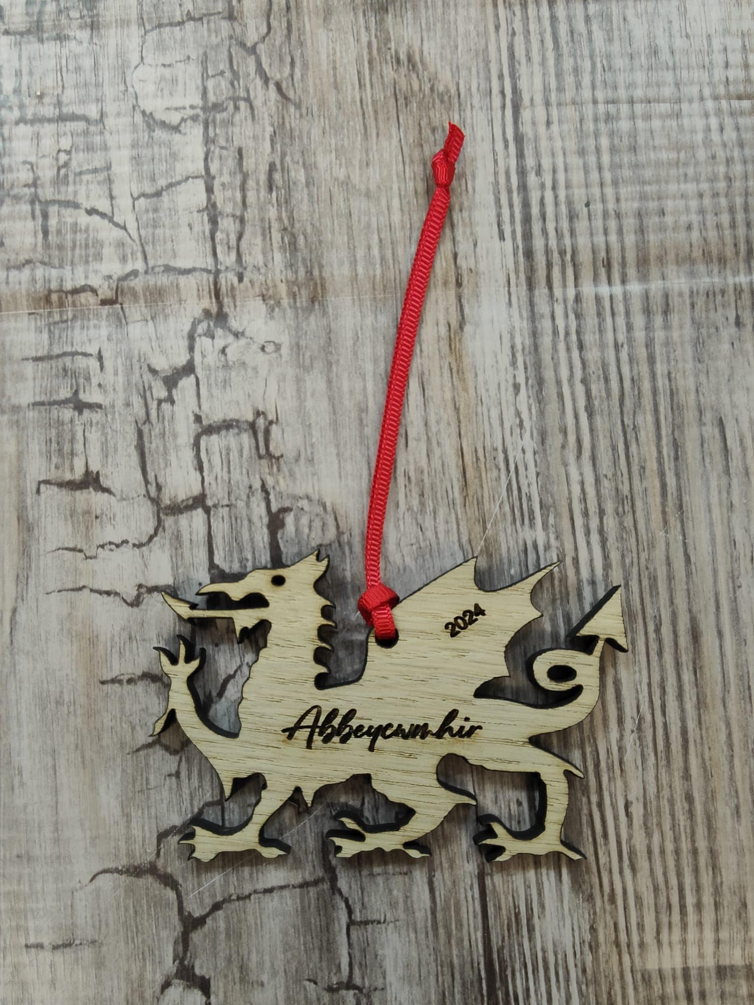 FSSS Ltd Welsh Cymru Wales Oak Dragon Christmas Tree Ornament Personalised Engraved Xmas Bauble