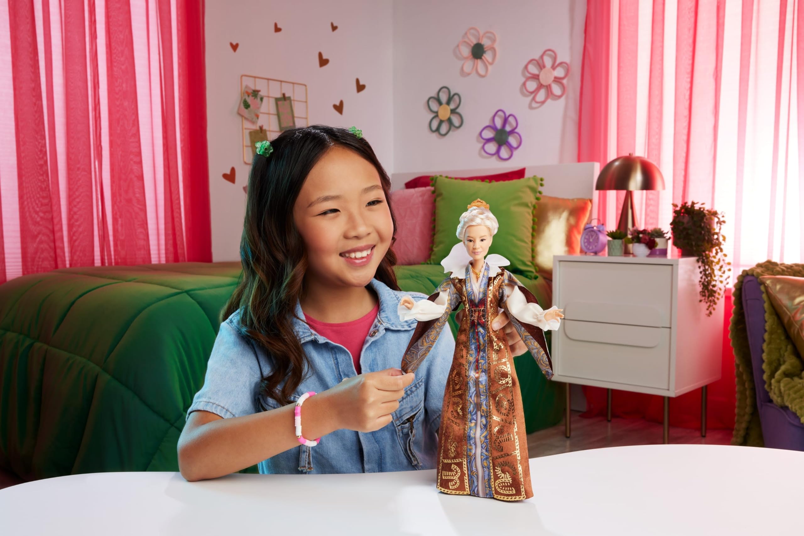Mattel Wicked Movie Madame Morrible Puppe mit abnehmbarem Kostüm