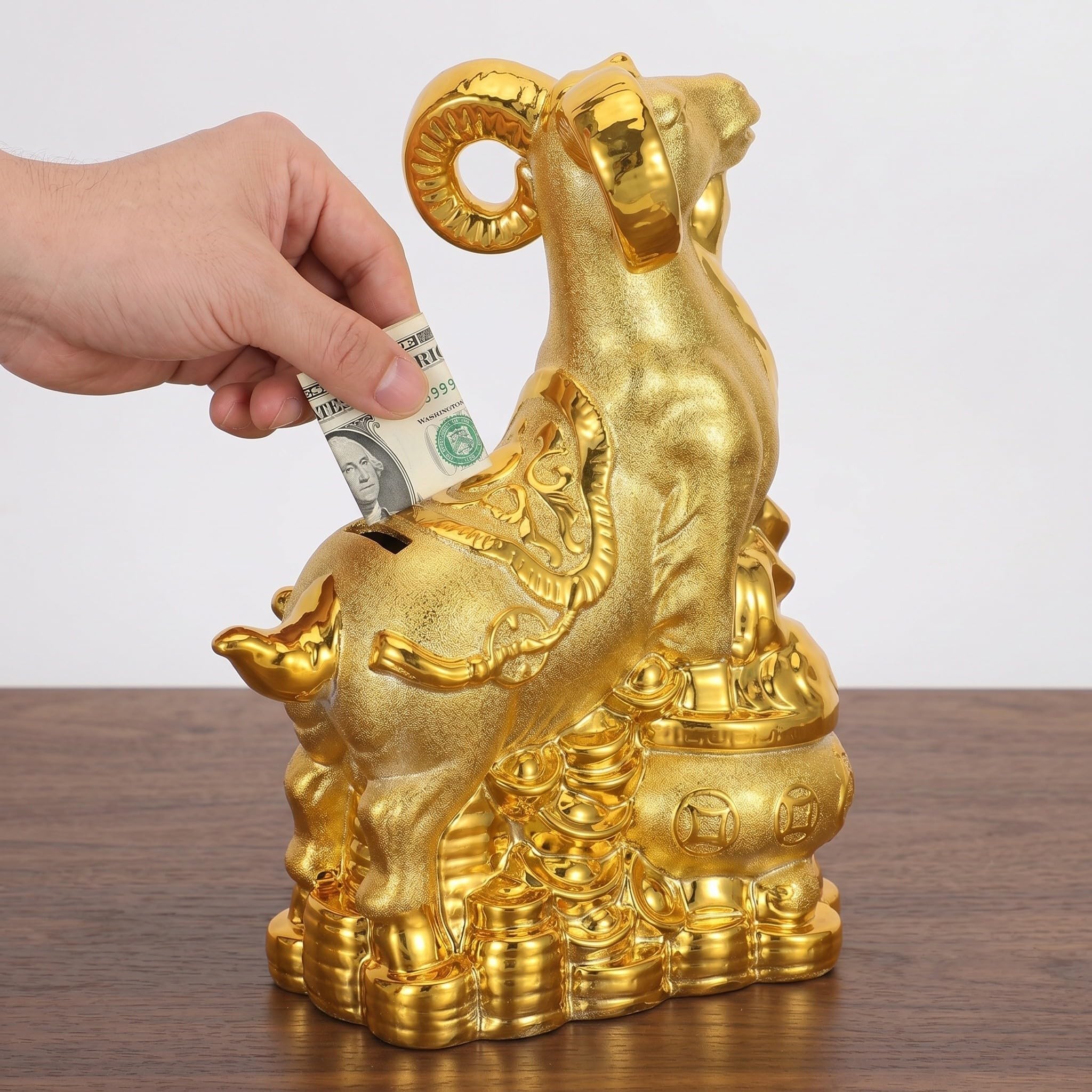 Goldene Ziegensparbüchse aus Keramik, Geldbank in Ziegenform