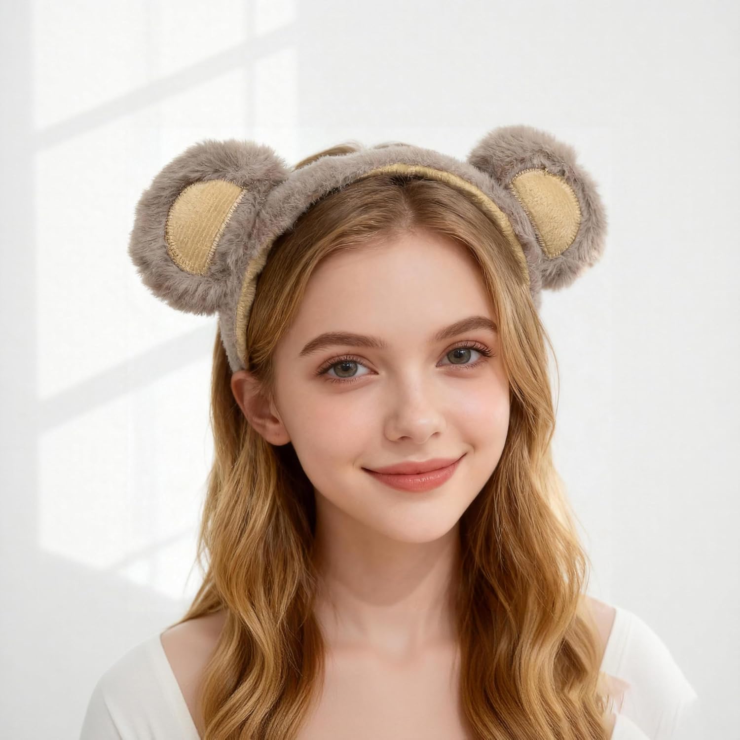 Furry Plush Soft 3D Bear Headband for Women - Cozy Comfort Stretchable Wide Hair Band for Daily Use, Washing Face, Makeup, Skincare, Spa, and As Cute Fashion Hair Accessories（coffe）