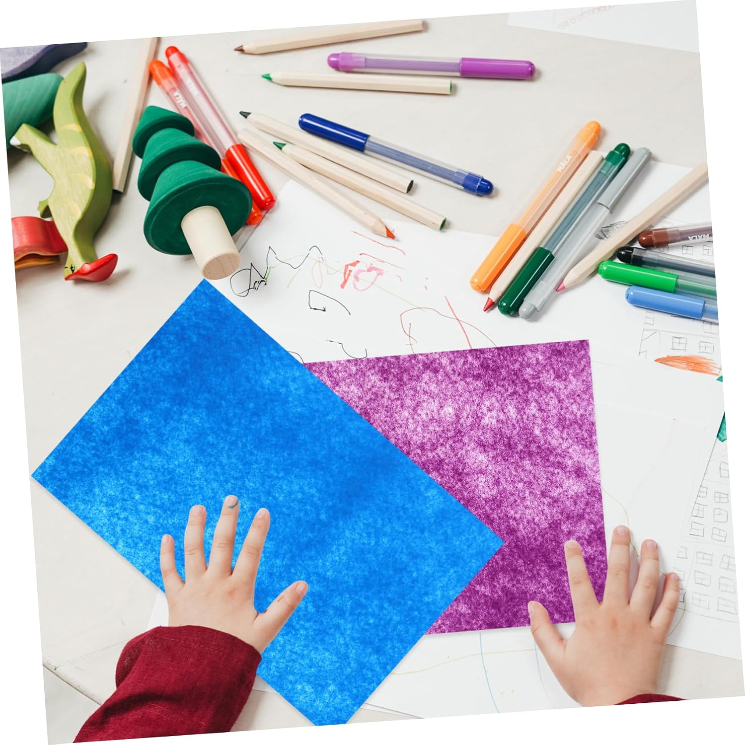 WHAMVOX 22pcs Colorful Felt Sheets for Crafts Craft Squares Versatile Sewing Felt for Kindergarten School and Home Creative Projects