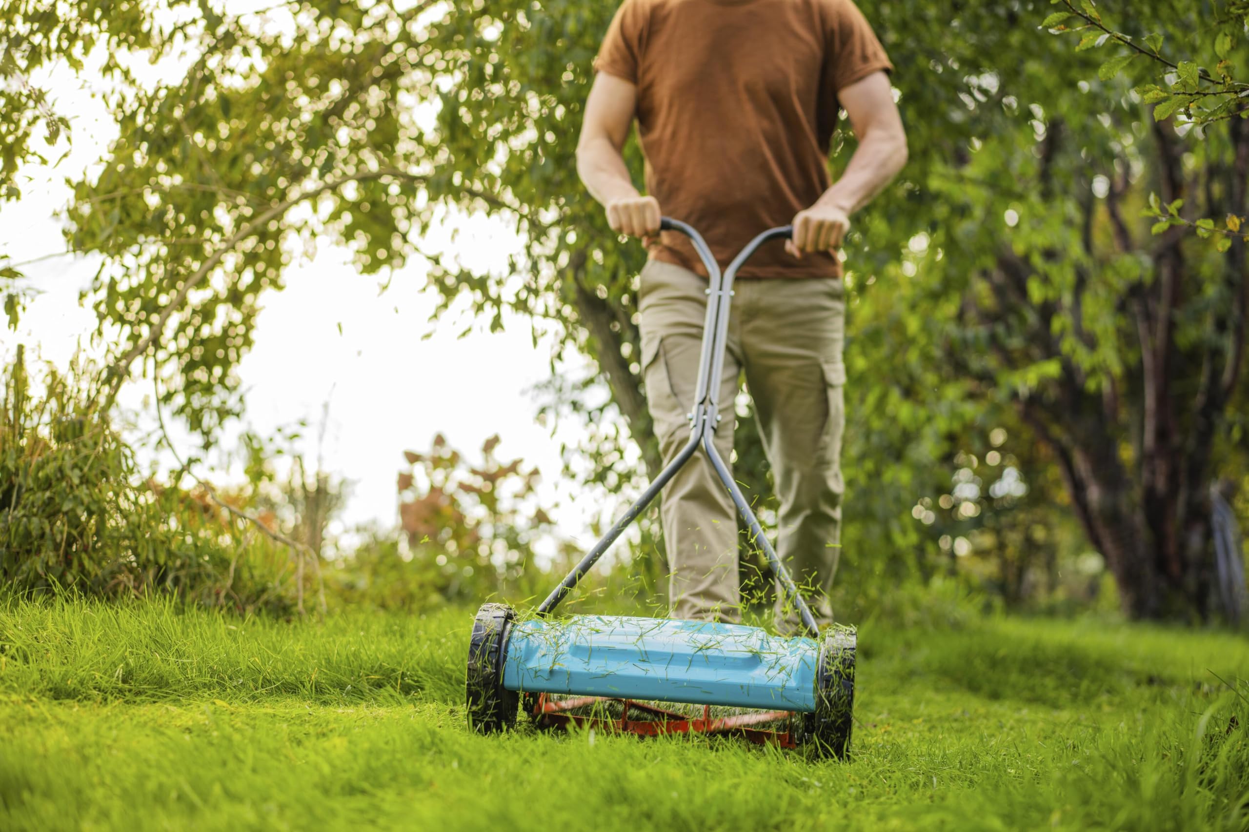 Gardena Klasyczna kosiarka bębnowa 400: ręczna kosiarka o szerokości roboczej 40 cm do 200 m² powierzchni trawnika, wałek nożowy z wysokiej jakości stali, bezdotykowa technika cięcia, cicha i