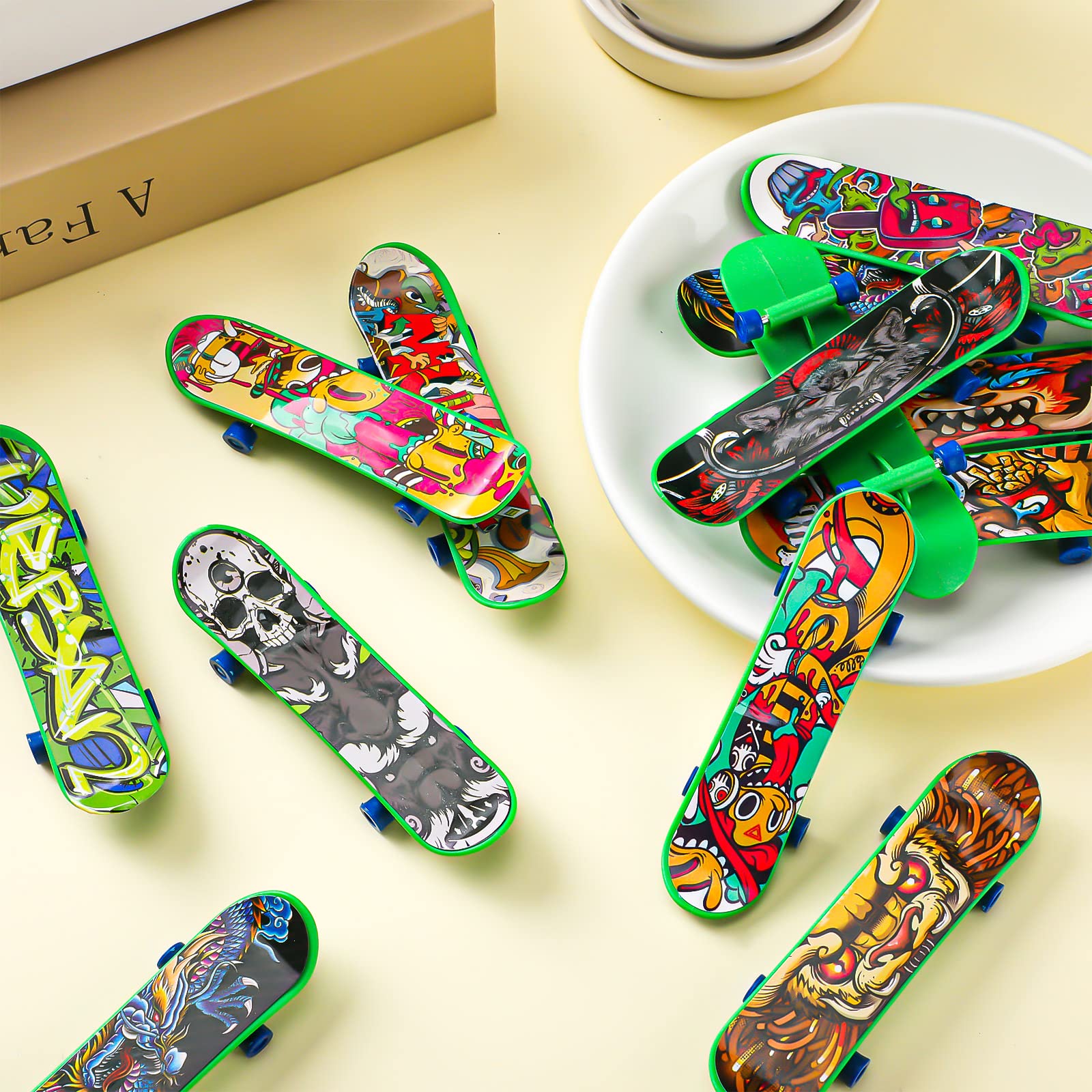 18 piezas de mini patineta de dedo para fiesta de Halloween, regalos de regalo, mini monopatines, decoraciones novedosas para diapasón, movimiento de dedos de los dedos, regalo (estilo genial 5