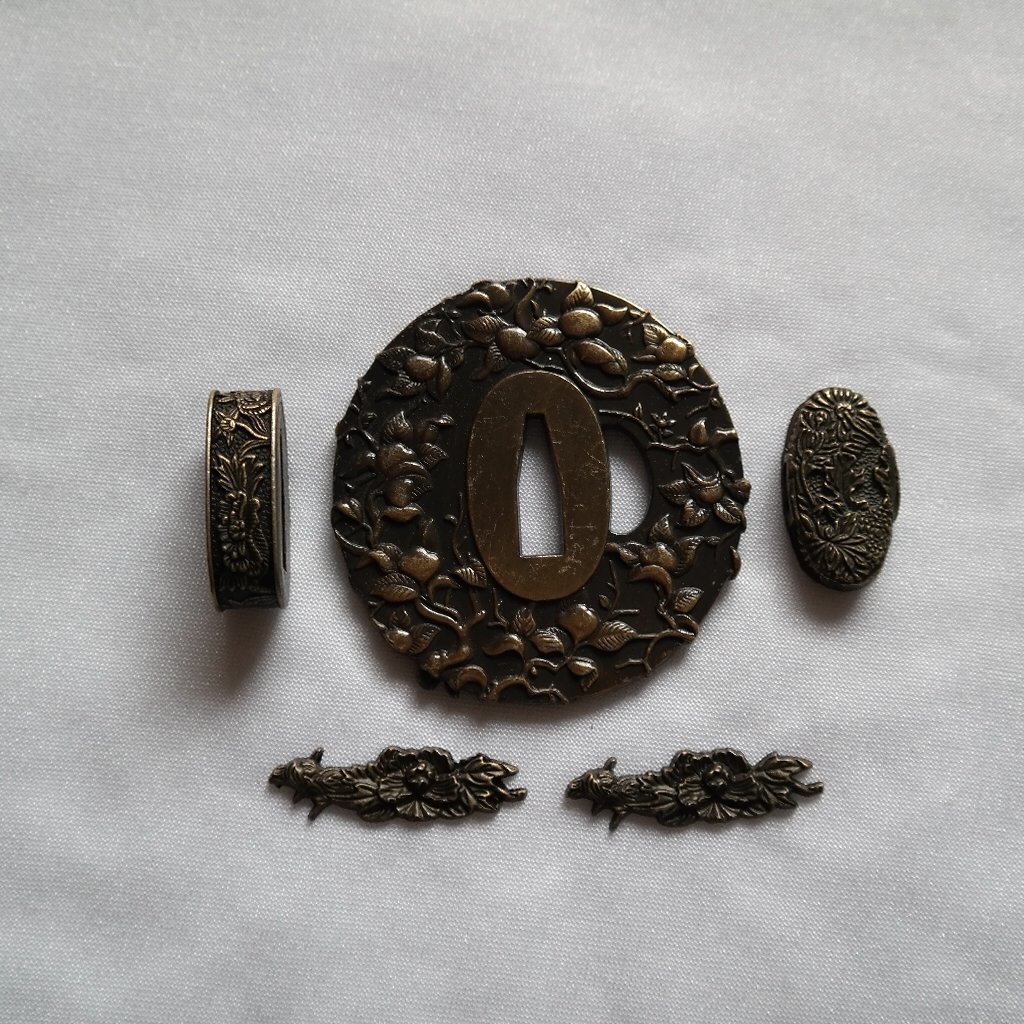 Samurai Sword Koshirae Set,Alloy Tsuba Fuchi Kashira Menuki Katana Fittings — image 1