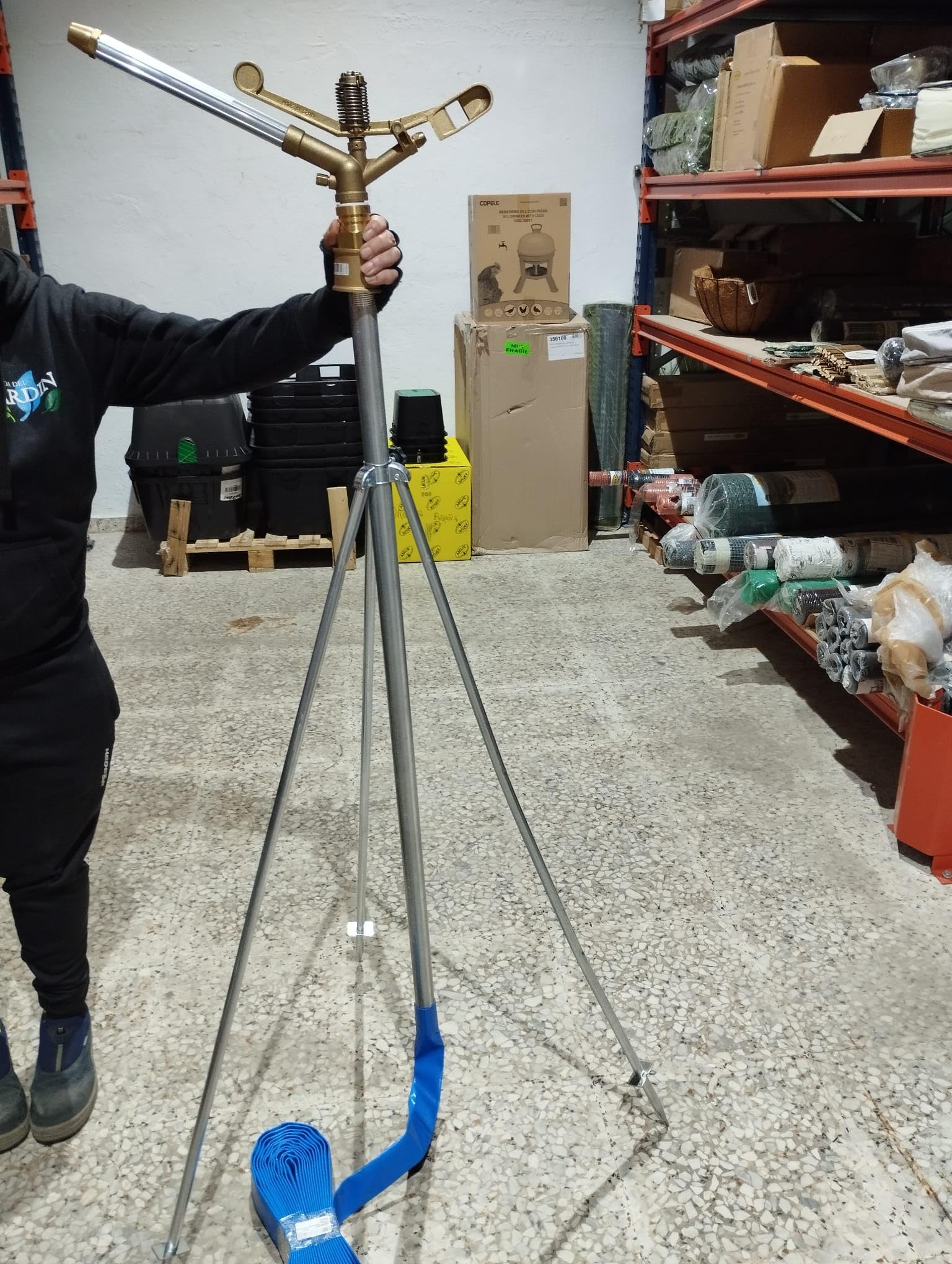 Suinga Cañon de riego Britanny | Aspersor de Riego Agricola Circular 360º | Aspersores 1 1/4'' Macho | Cañones de Riego 27 a 36 m | Cañones para Grandes Superficies Agricolas