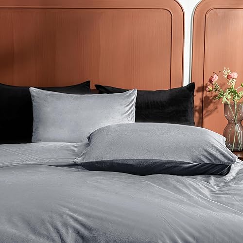 Miniatura 36 de TELUS 2 Pack Zippered Velvet Standard Pillowcases, Super Soft and Cozy Luxury Fuzzy Flannel Pillow Cases with Zipper, 20x26 Inches, Light Blue