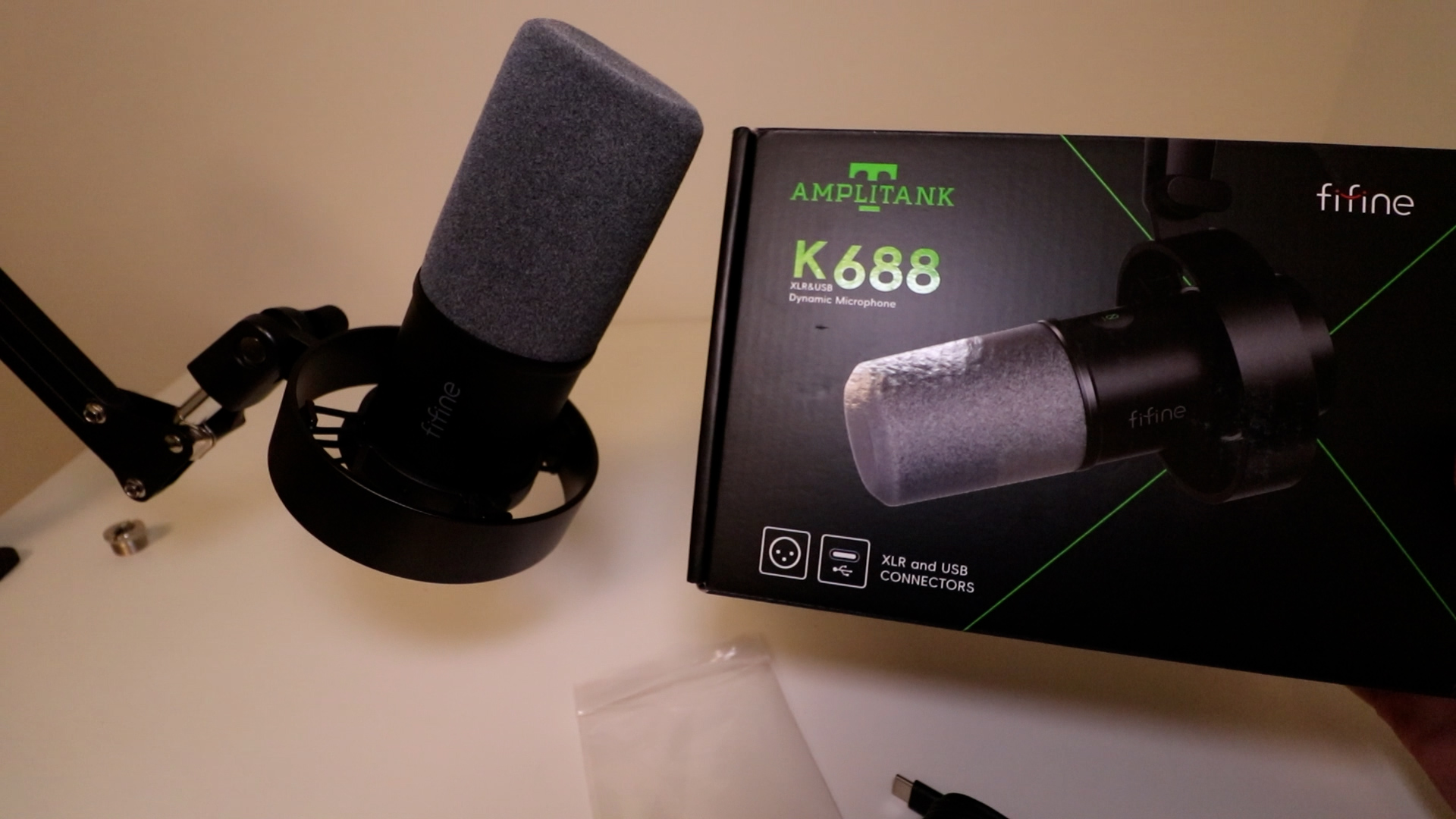 Watch What Comes In The Box? | Fifine K688 Microphone on Amazon Live