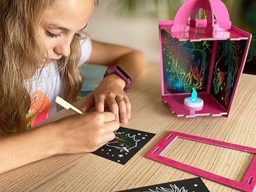 Miniatura 9 de BOX CANDIY Totally Twilight - Kit de linterna mágica de unicornio en caja de recuerdos para hacer y disfrutar