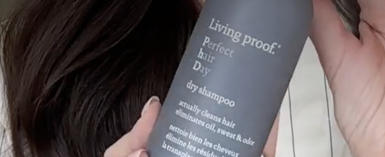 Living Proof Perfect Hair Day Dry Shampoo – Absorbs Oil, Sweat, Odor, Cleans Hair, Fresh Scent, Detoxifies Scalp for Women and Men