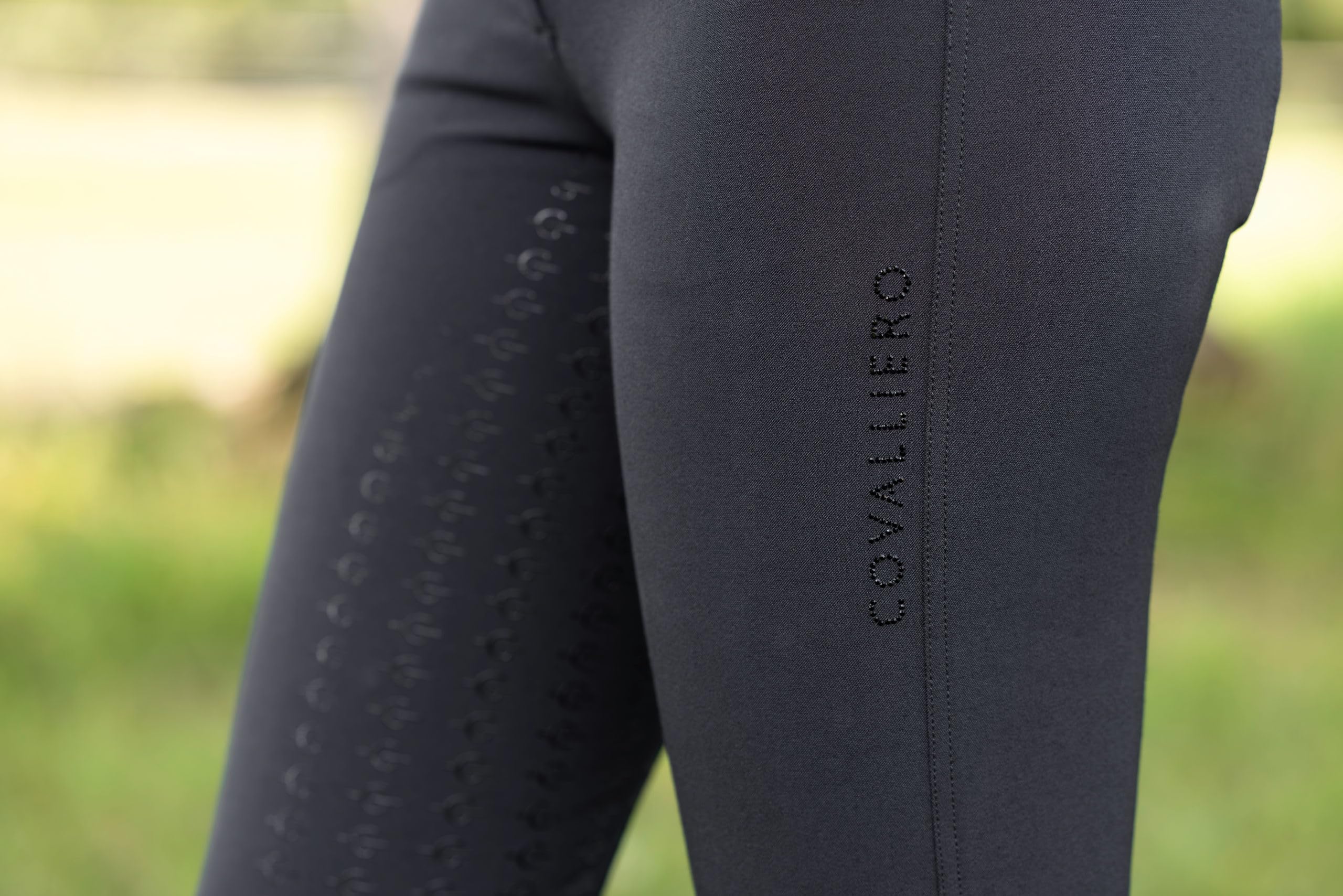 Covalliero Reithose Signature, Gr. 38, Black, Polyester, Baumwolle, Damen, Zwei Reißverschlusstaschen, mit Handytasche, maschinenwaschbar bei 30°C, 3232426