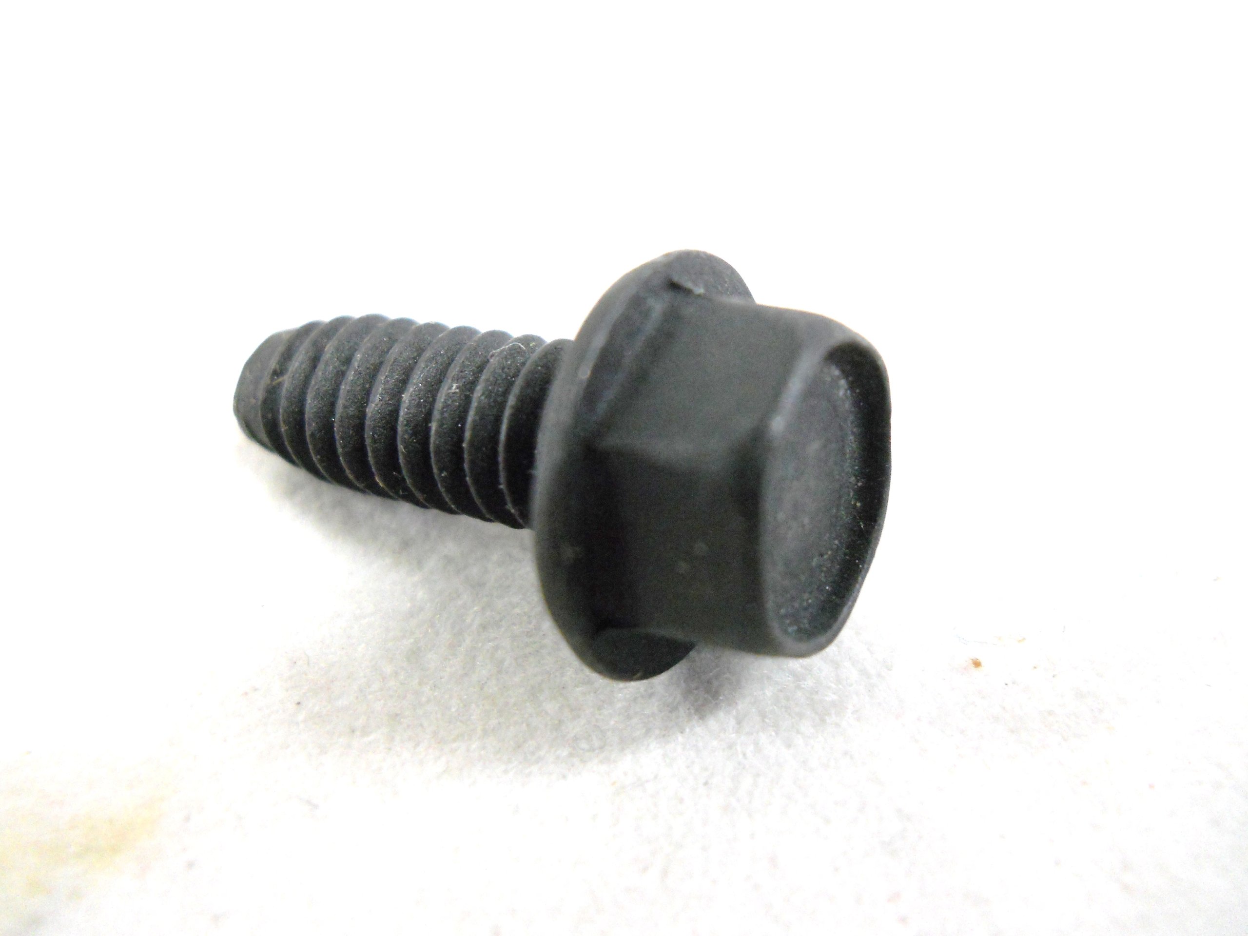 Amazon.com: PIEZAS TORO ORUINAS OEM - TORNILLO-HWH 32144-85