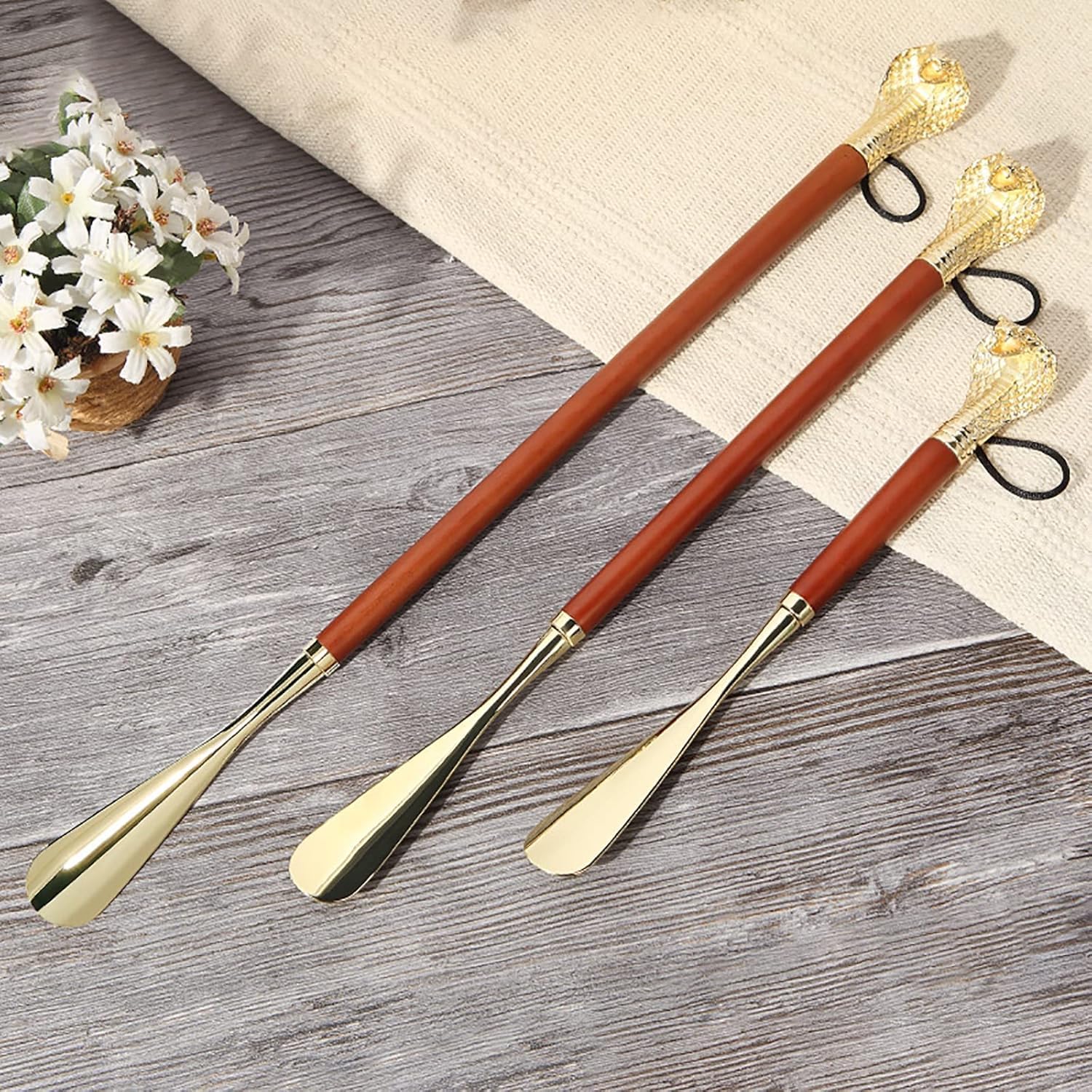 EIN Retro-Schuhlöffel mit Schlangenkopf, 33/47/58 cm, Langer Griff, Schuhlöffel, Schuhheber, Löffel mit exquisiter Aufbewahrungsbox für Männer, Frauen und Senioren