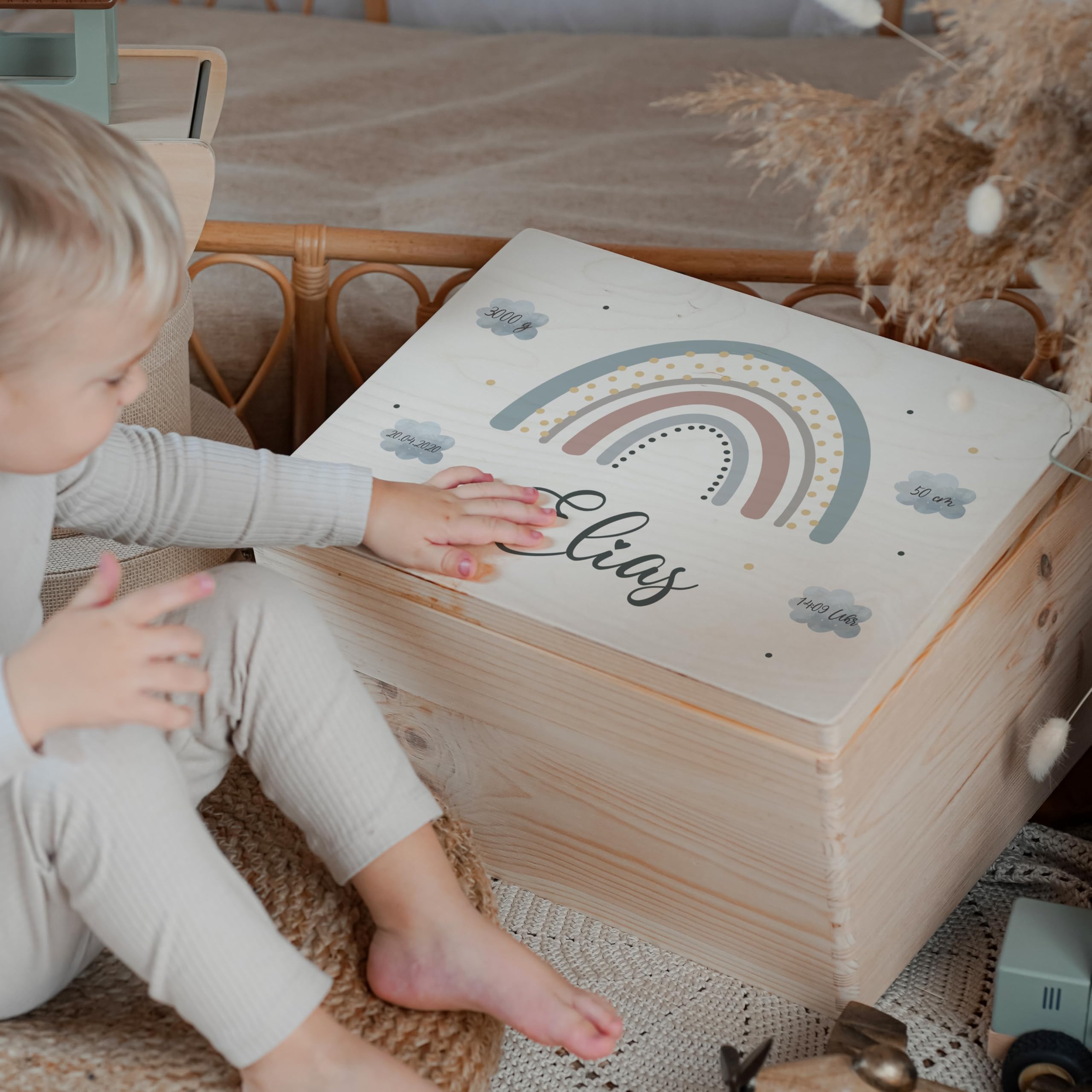 KIDSMOOD - Erinnerungsbox Baby, personalisierte Holzkiste mit Deckel, Ideal zur Aufbewahrung von Erinnerungen und als Geschenk zur Geburt, Taufe oder als Geburtstagsgeschenk für Mädchen und Jungen