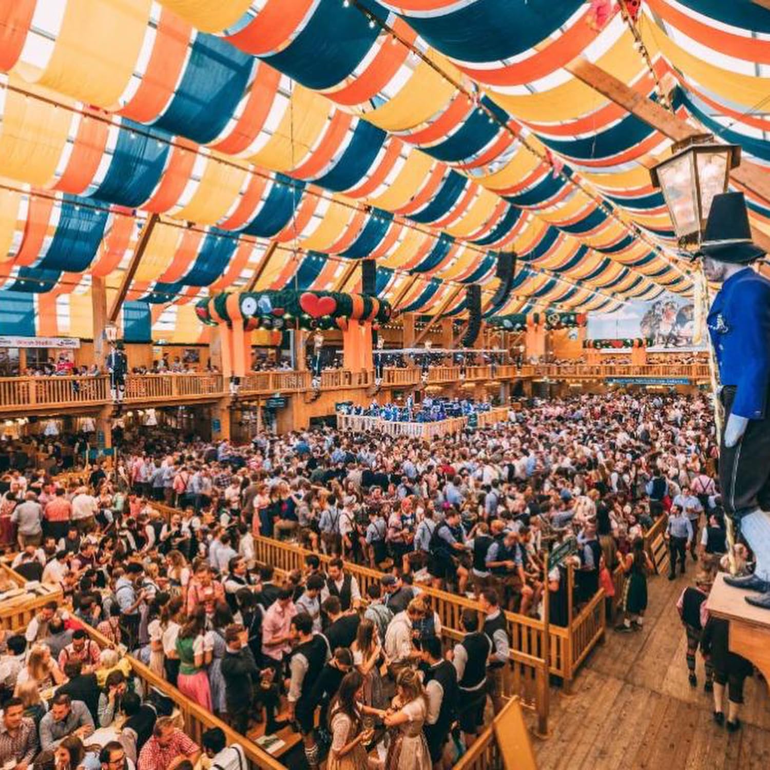 Zum Franziskaner offizieller Oktoberfest Krug 2025 der Stadt München - Sammlerstück - Bierkrug Maßkrug Oktoberfest Krug Geschenk Souvenirs Original - Limitiert (mit Zindeckel)