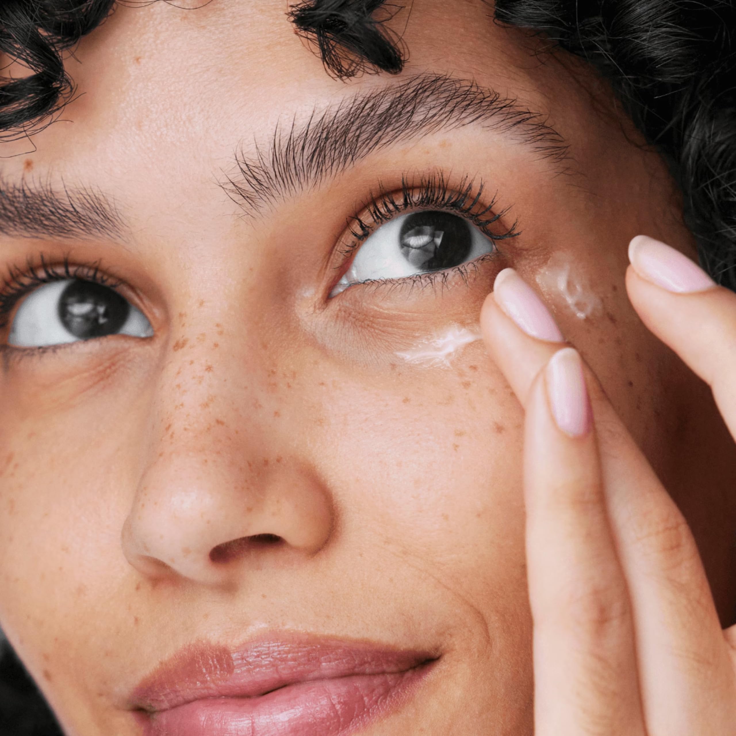 Clinique All About Eyes Soin Yeux Anti-poches Anti-cernes à la Vitamine C | Hydrate, Illumine, Décongestionne + Réduit l'apparence des cernes, 15 ml