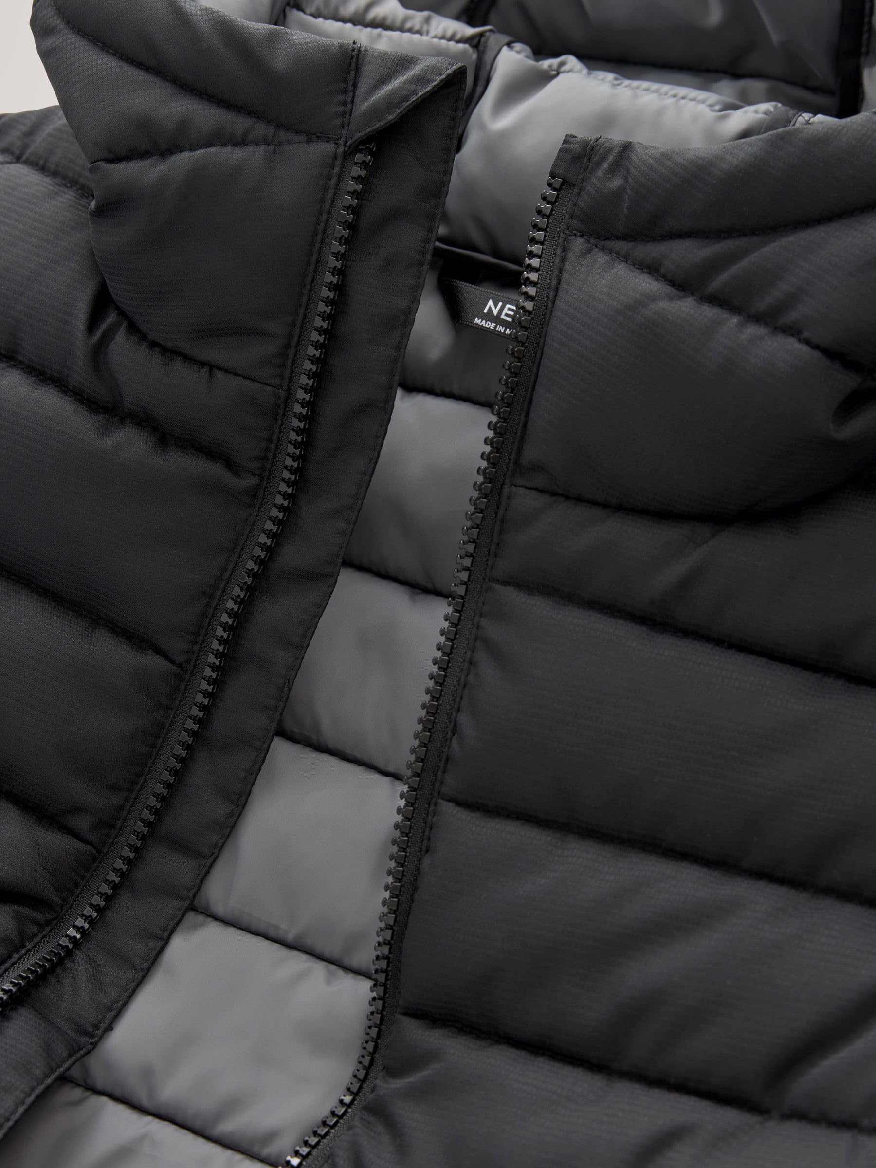 NEXT Garçon Veste à capuche semi-épaisse matelassée