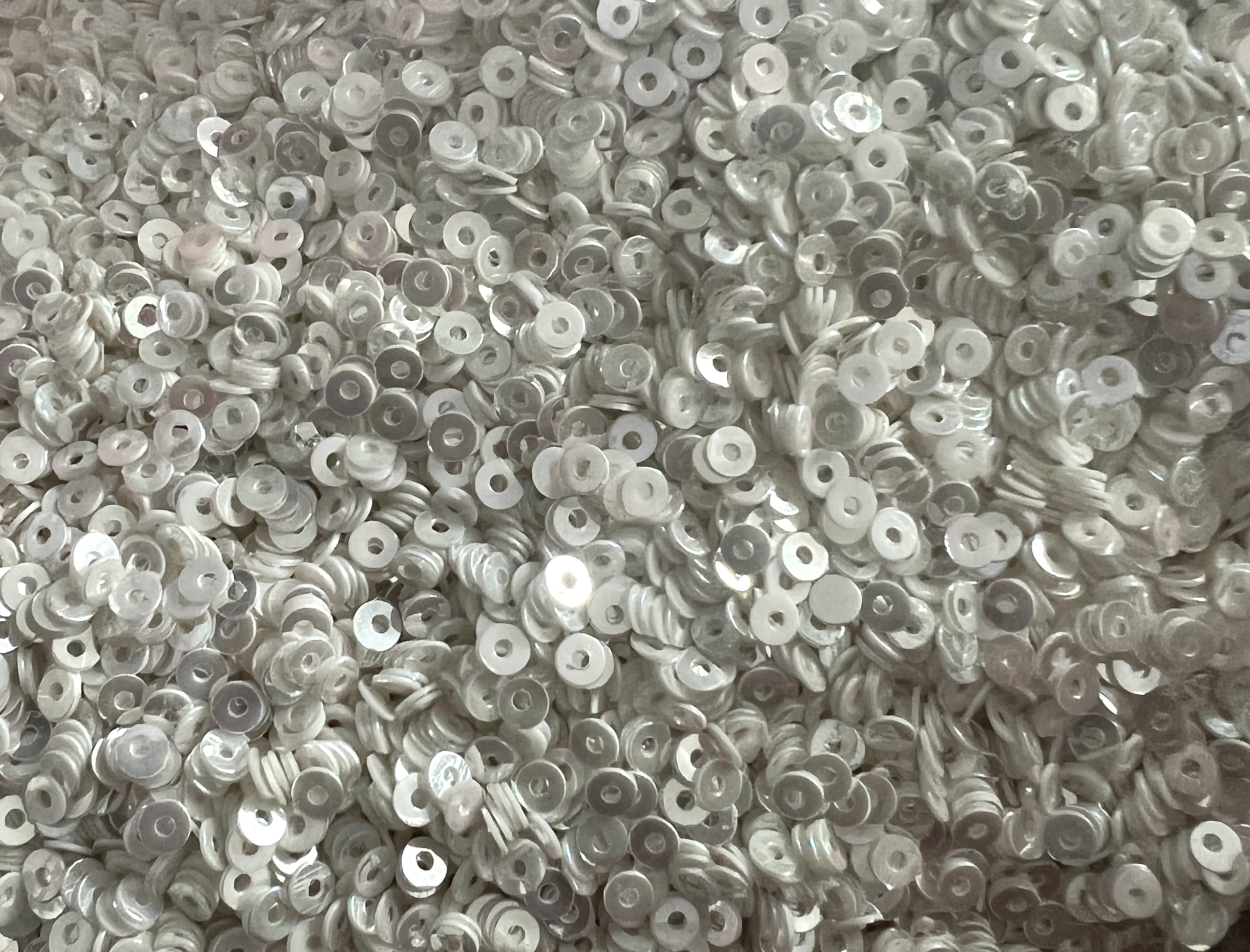 4mm Round AB Translucent Metallic Opaque Craft Sequins Assorted Colours (White Shimmer) — image 1