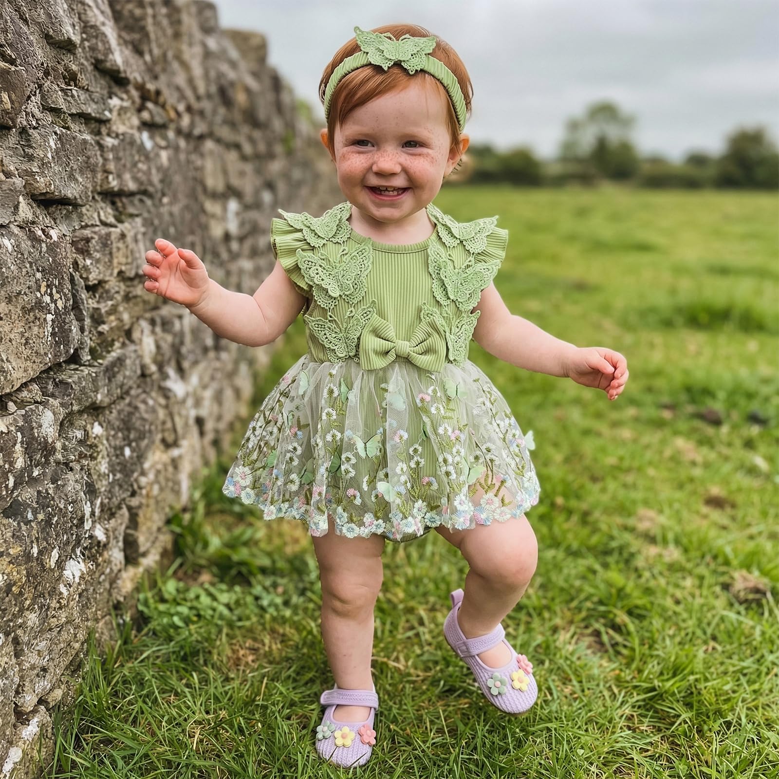 Caziffer 2Pcs Ensemble Bébé Fille Été, Robe Barboteuse à Manches Volantes, Fleur Brodée, Tulle Patchwork, 3D Papillon Décor, avec Bandeau, Tenue pour Bébé Fille Chic, 0-18 Mois
