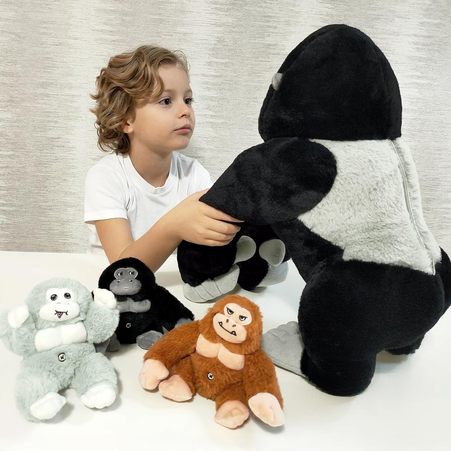 MaoGoLan Giant Gorilla Stuffed Animals - 19.6" Large Plush Gorilla with Babies, Soft and Cuddly Companion Toy Gifts for Kids