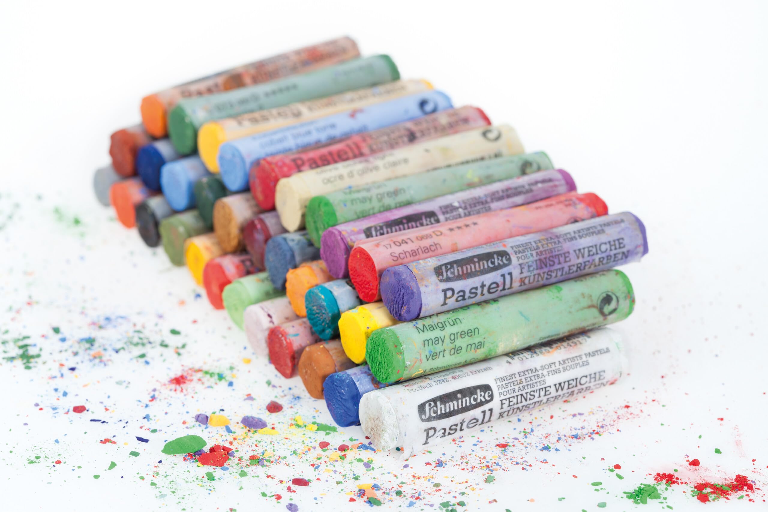 Schmincke - Pastel, lot de 100 couleurs, 77 100 097, boîte en bois avec 100 crayons pastel, pastels faits à la main, brillants, velours mat, couleurs résistantes à la lumière Schmincke - Pastel, lot de 100 couleurs, 77 100 097, boîte en bois avec 100 crayons pastel, pastels faits à la main, brillants, velours mat, couleurs résistantes à la lumière