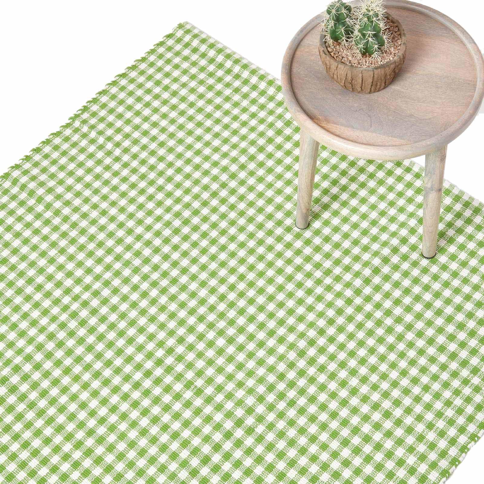 HOMESCAPES Tapis Carreaux Vichy rectangulaire en 100% Coton - Tissé Main Motif Damier Vert 110x170 cm - Grand Tapis Salon ou Chambre